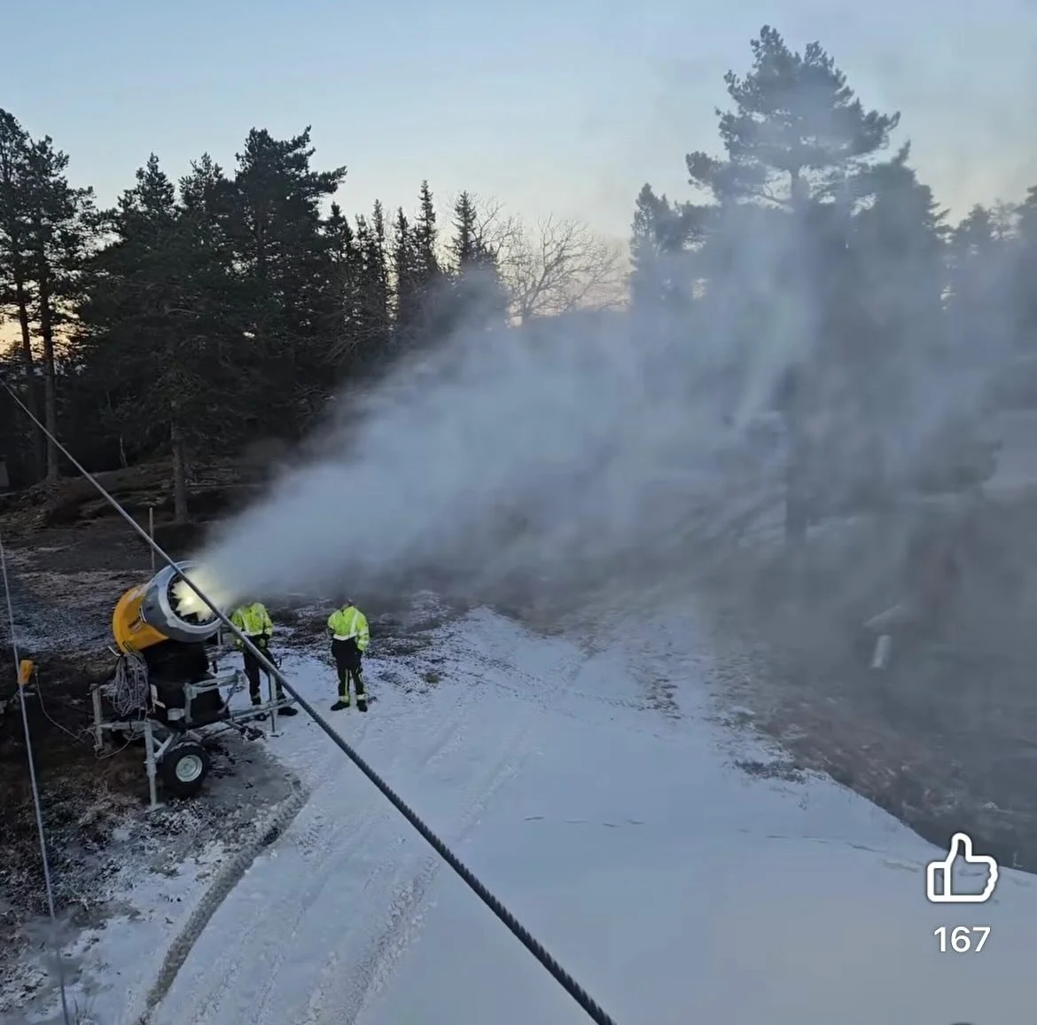 Full fart med sn&oslash;kanoner p&aring; #fagerfjellskisenter 
#fagerfjell #flesberg