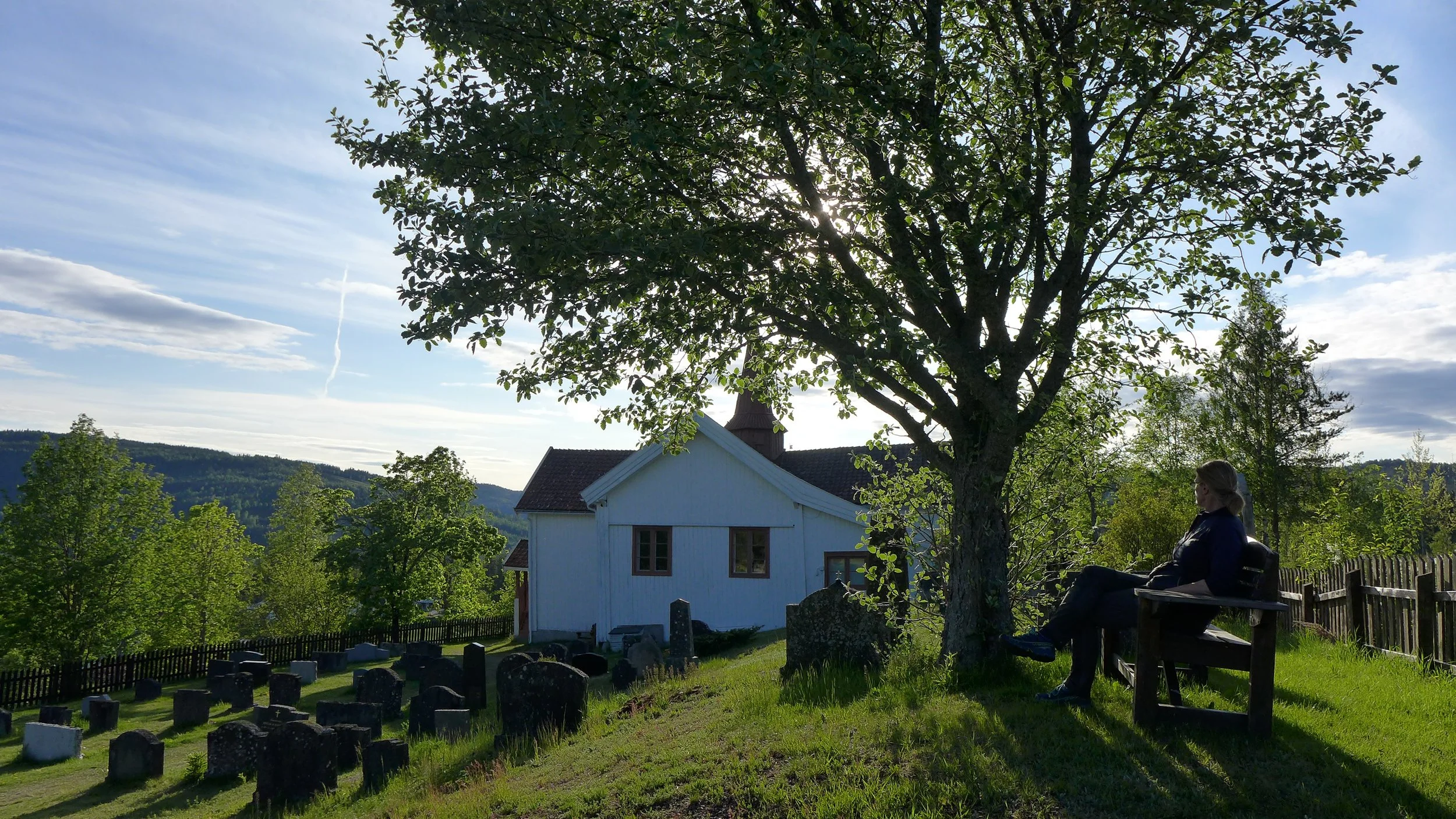 bingenrunden_lyngdal_kirke_svingom.jpg