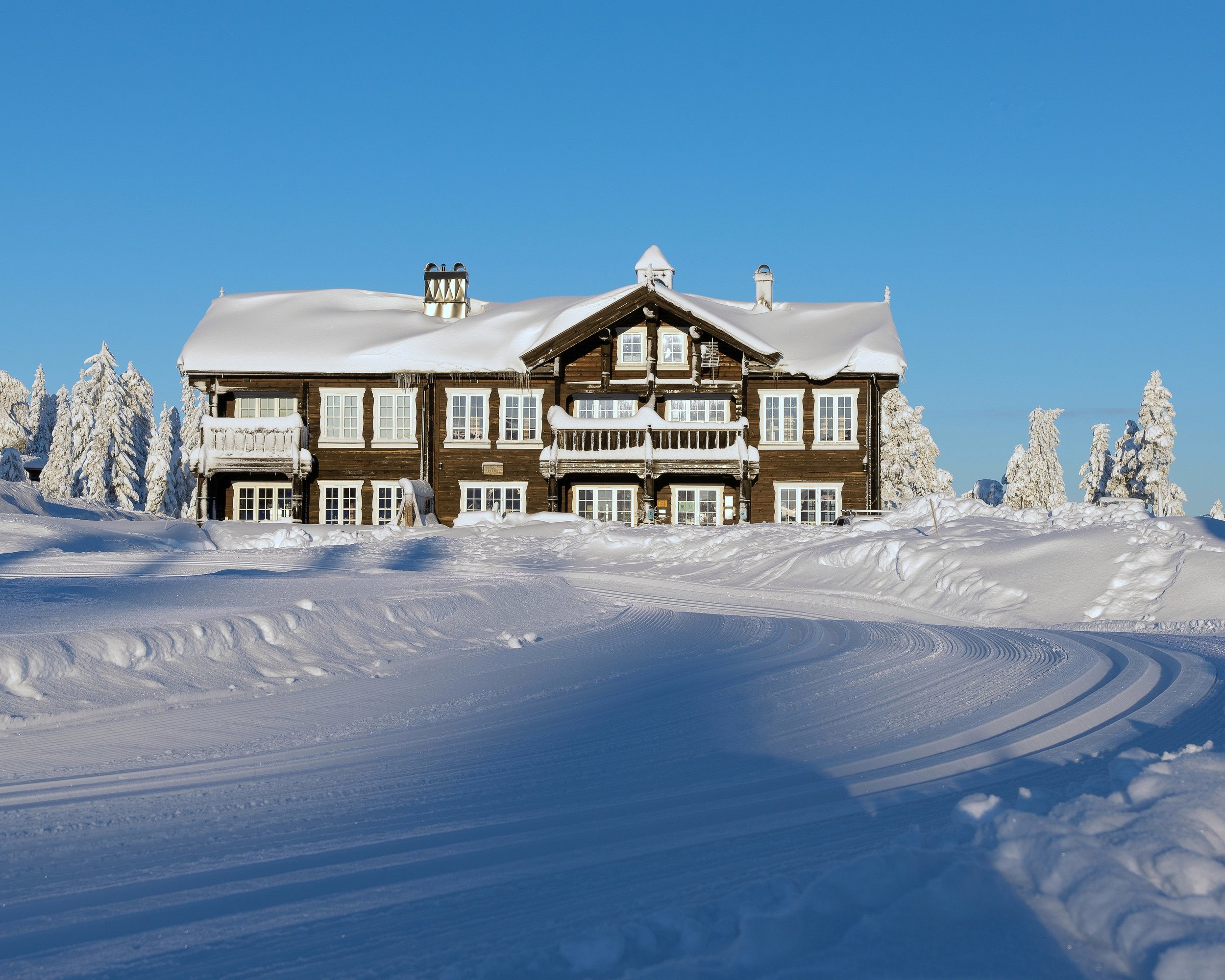 Blefjell Lodge_ski in ski out.jpg