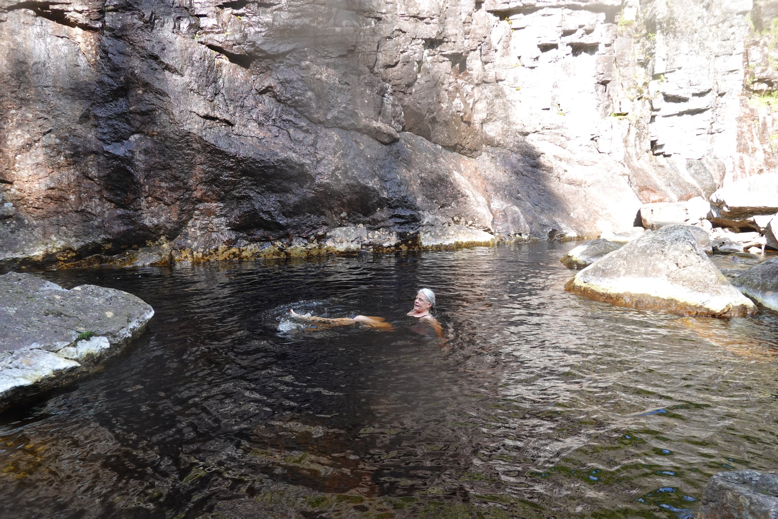 stille og grunnere kulper .JPG