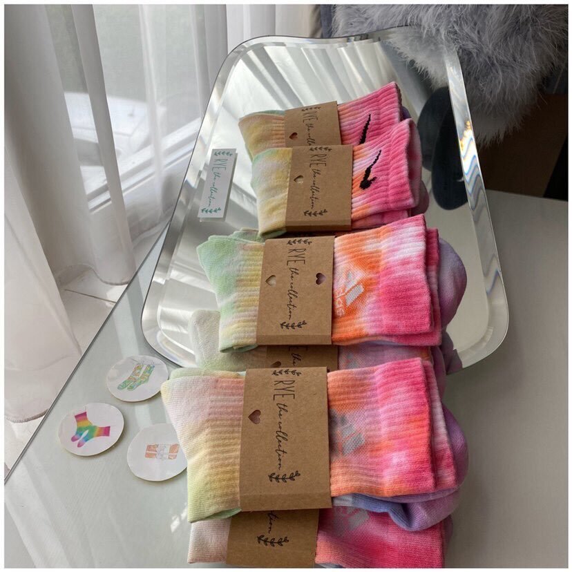 socks-tie-dye-colourful-gift-rye-the-collection-ryethecollection-coffeewithcerys.jpg