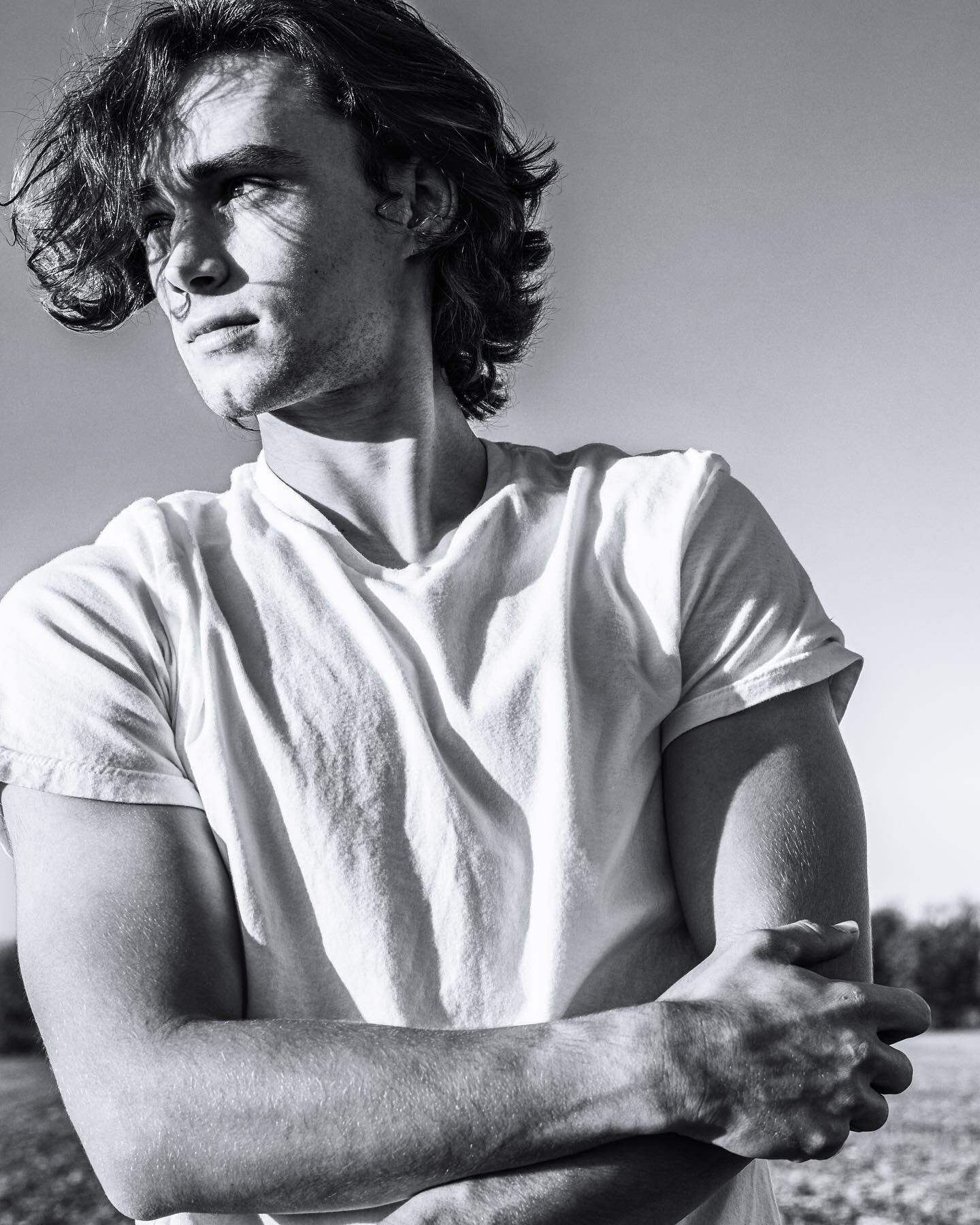 𝐓𝐎𝐋𝐃 𝐘𝐀 𝐒𝐎

William is about the hottest thing on Tik Tok rn

It was just a matter of time Will 🖤

From our pre-second-lockdown in a socially distanced field on an unseasonably warm day in November

Comment your fave 
(mine are 1 and 3)

@wi