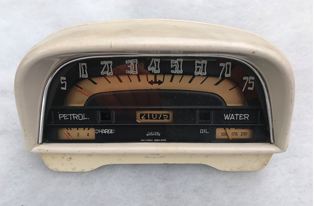Dauphine 1957 speedo MPH 1-1.PNG
