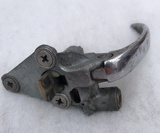 Dauphine right front door mechanism 1-4.PNG