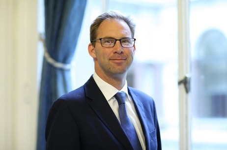 xChange with Tobias Ellwood