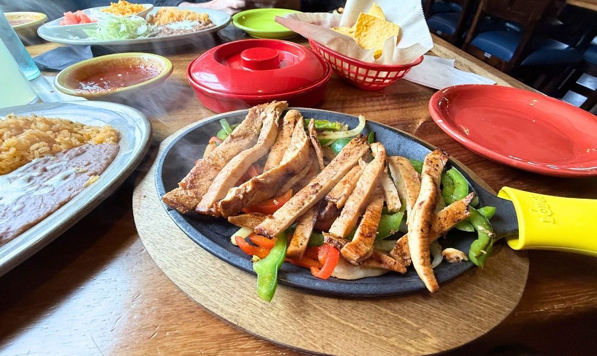 Sizzling Fajita at Cancun's Family Restaurant in Kingston