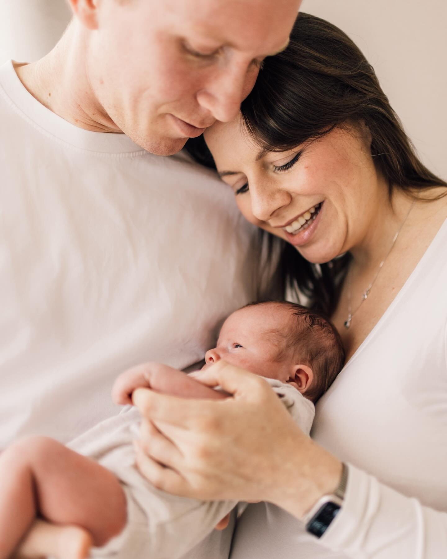Congratulations @c_boads and @jamesacooke I honestly could not be happier for you. Welcome to the world Jacob. You really are just perfect.

#newbornphotography #familyphotography #babyphotographercornwall #babyphotoshoot #babyphotos #love