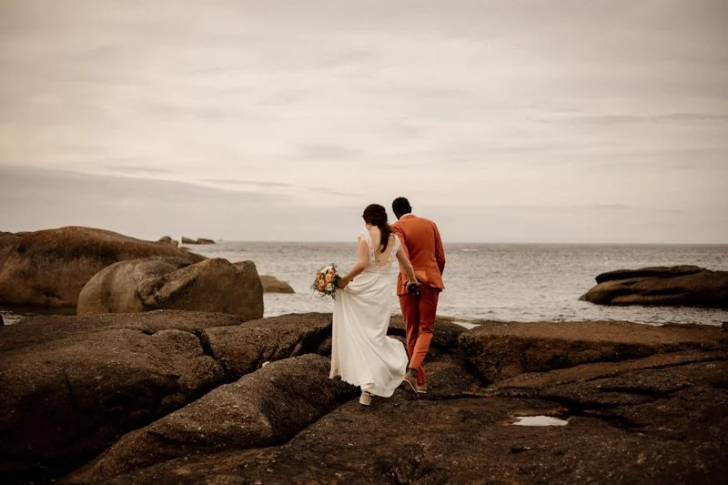 Mariage intimiste sur une plage en Bretagne
