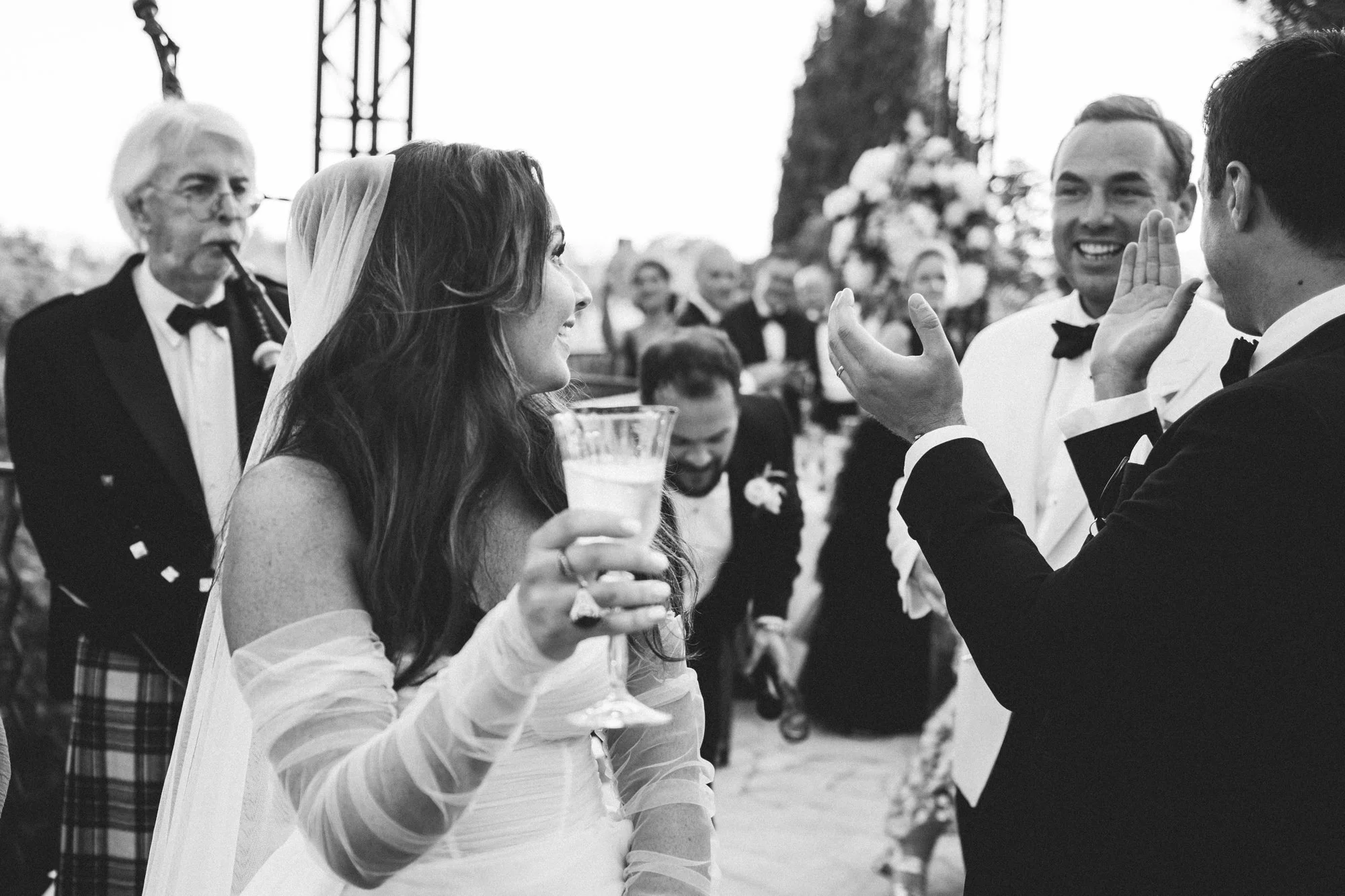 Courtney & Richard - Previews-133.jpg