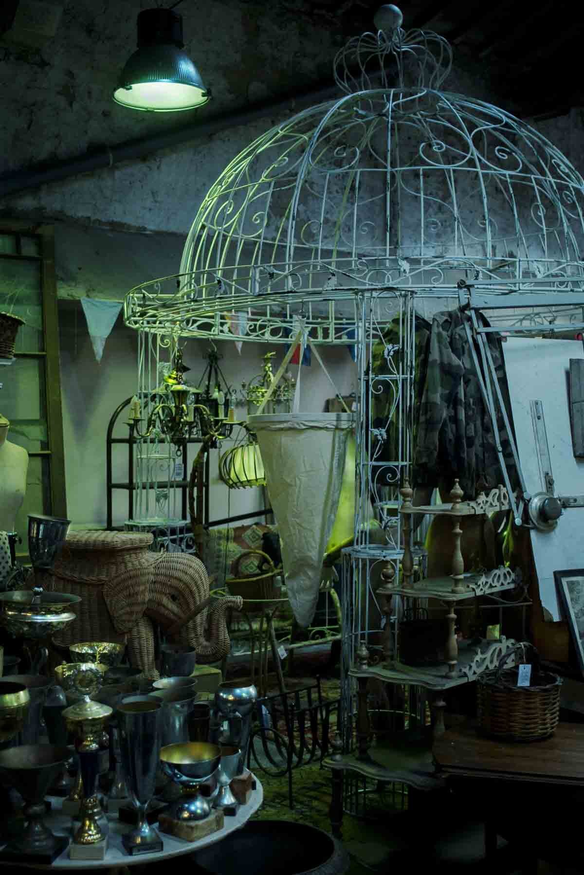 GUSTAVO_CABARCAS_BROCANTE_CARCASSONNE_FRANCE_OLD_OBJECTS.jpg