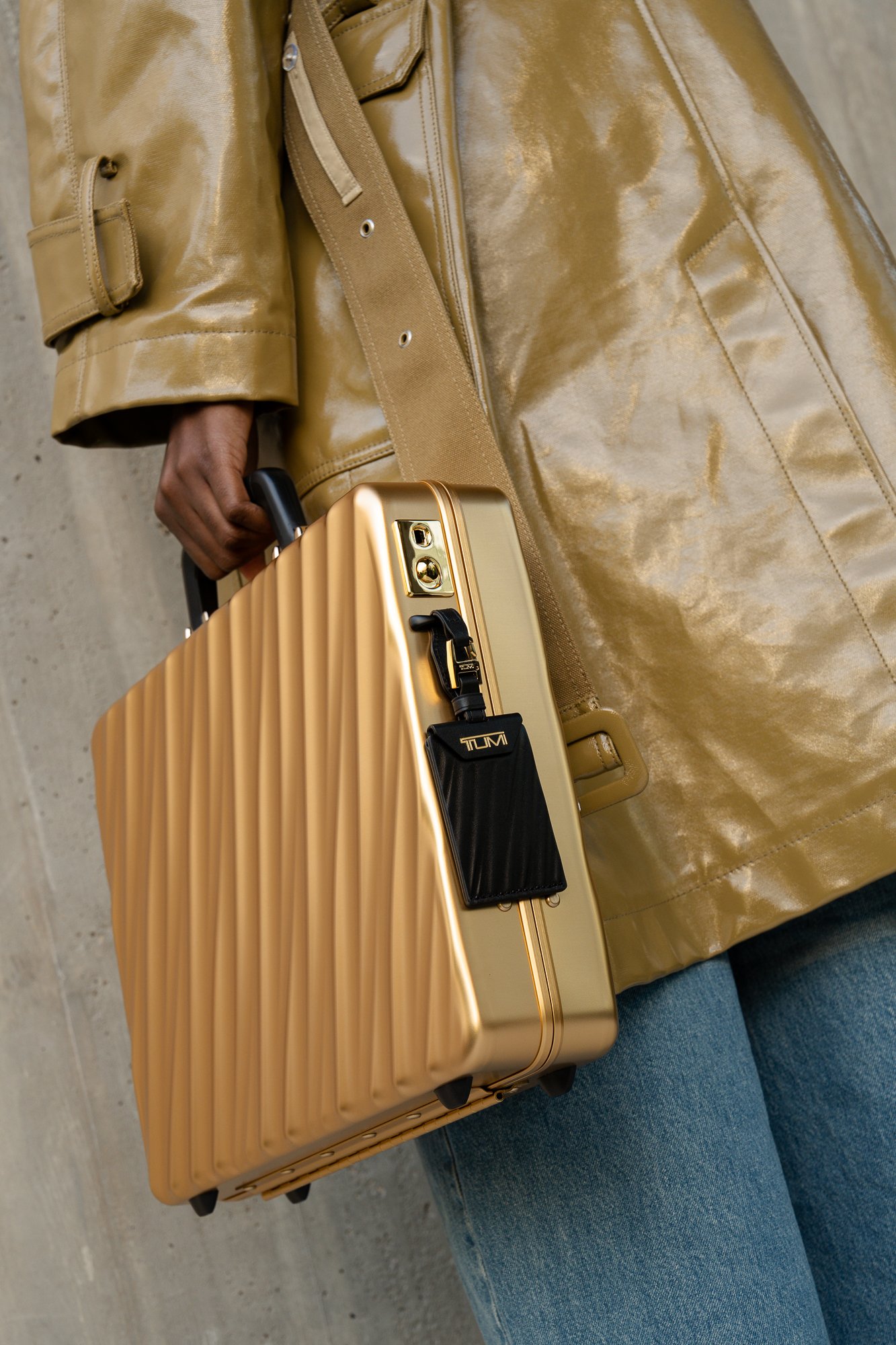 TUMI-00128.jpg