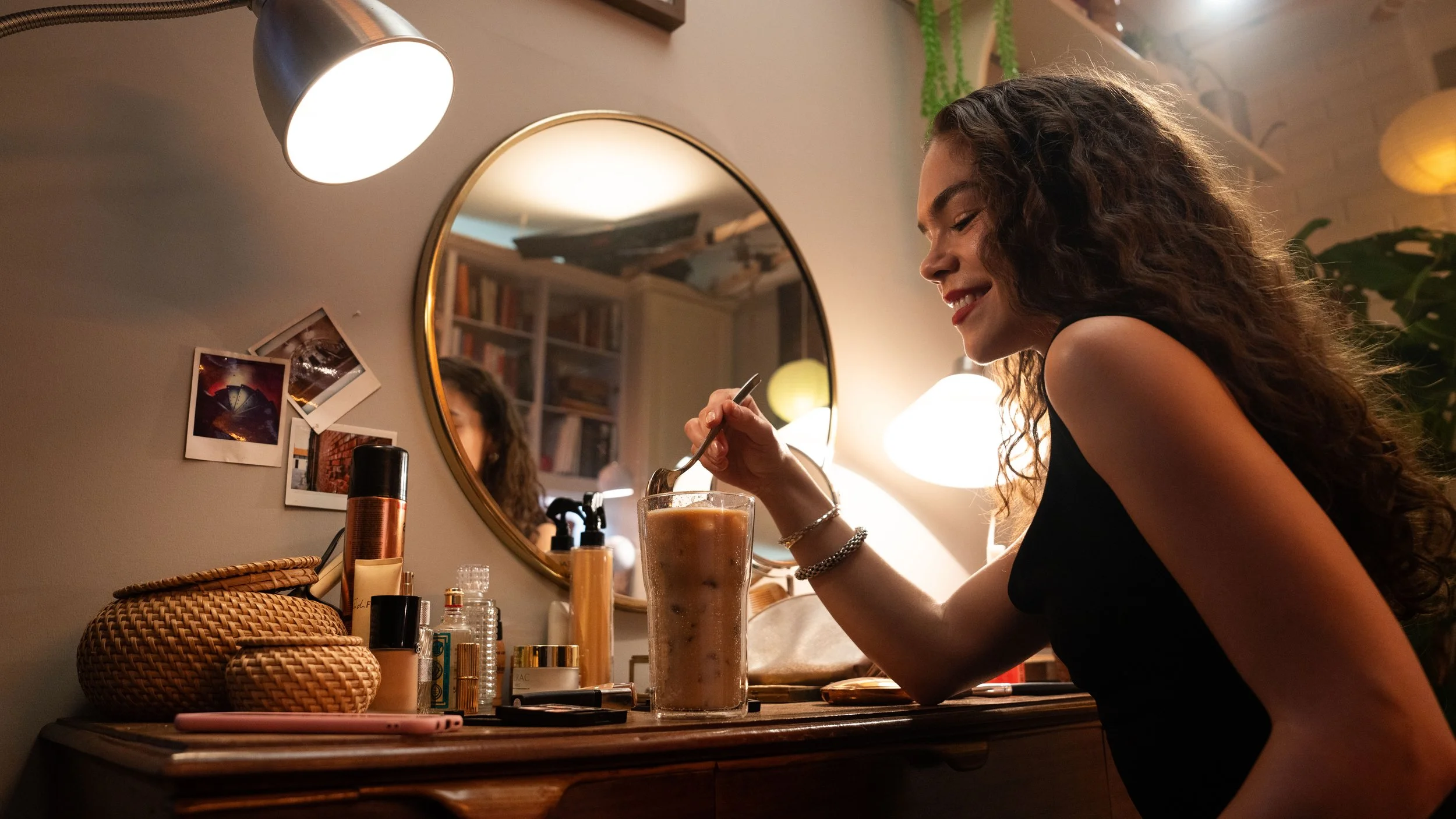 Lady getting ready full glam_0320-25.JPG