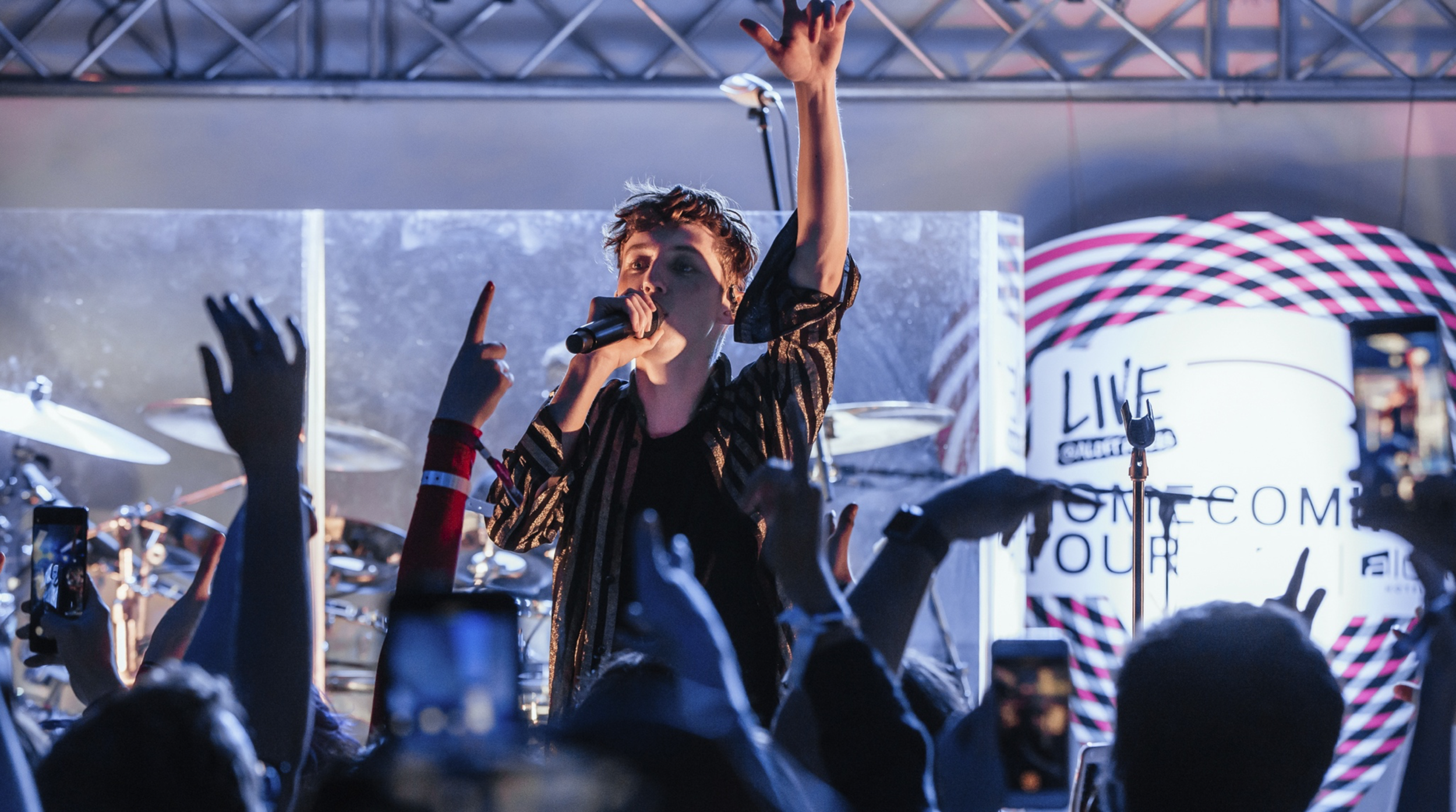 Troye.png