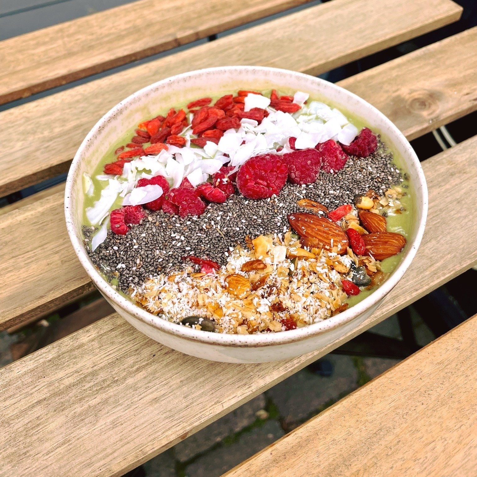 🔊NEW‼🔊

Match smoothie bowl 🥣💚 this will be your new addiction!
Tasty, refreshing and nutritious 🤤

📍Ranelagh
📍Donnybrook

#delish #superfoodsmoothie #nutricious #greenbeardsjuicery #love #healthylifestyle #healthiswealth #dublin #weloveit #du