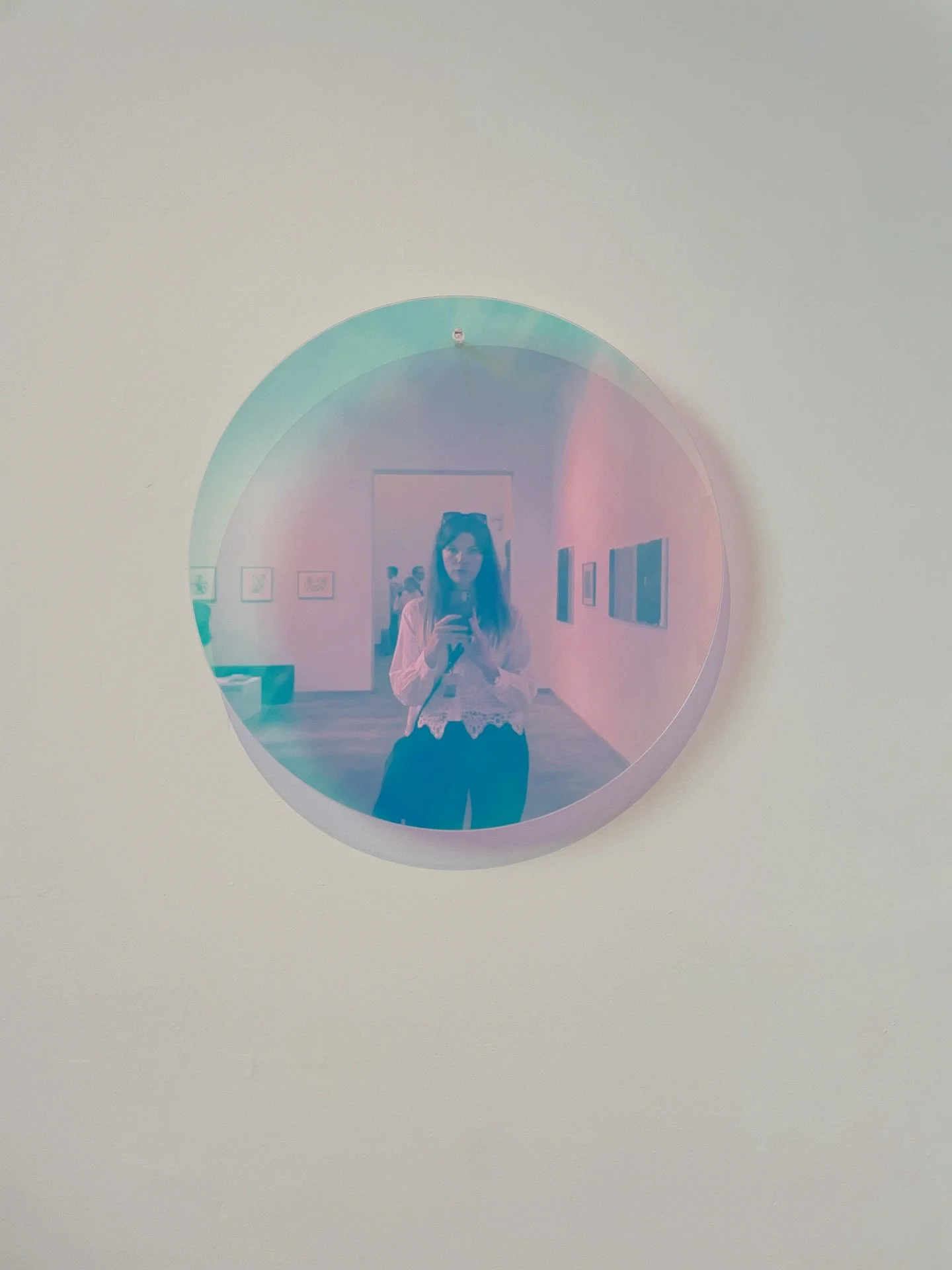 Excited to be exhibiting again @chart_artfair with @bergcontemporary 💙 Today is the opening day and it will be open all weekend so drop by if you are in Copenhagen 🇩🇰

R&ouml;kkur / Dusk
2021
Acrylic glass, dichroic film, bespoke fastening.
Editio