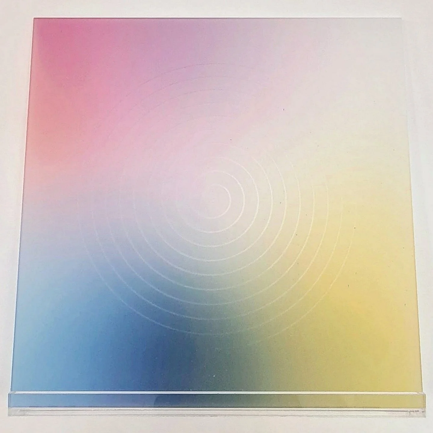 Early Bright Evening Routine
2022
Frosted Acrylic Glass And Airbrush
38 x 38 x 6 cm

Available @spectagallery 👀