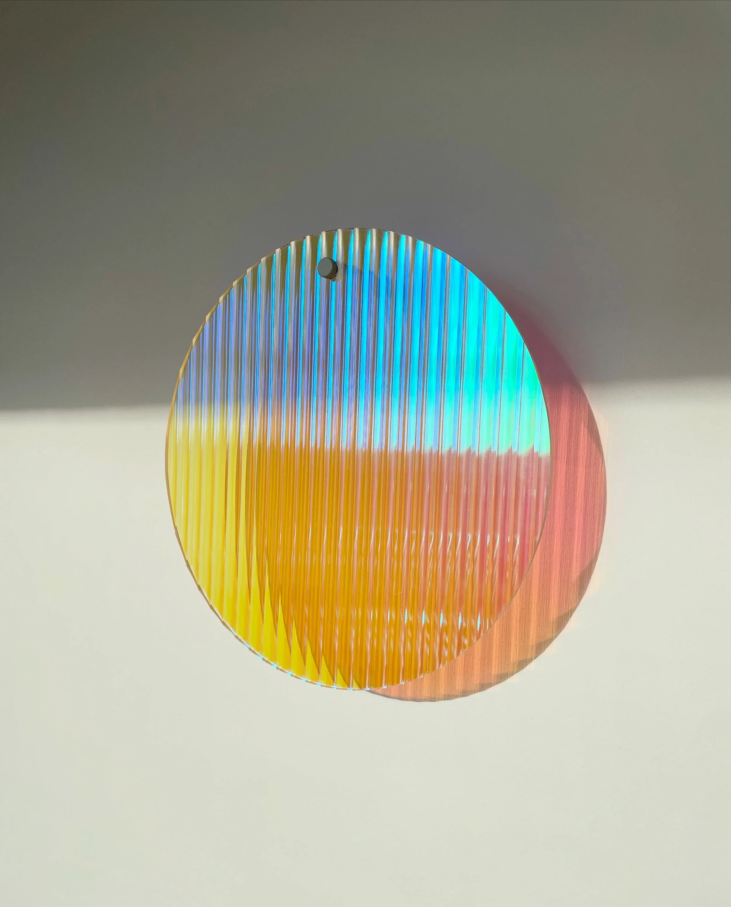 Sk&iacute;ma / Ray
2022

Fluted acrylic glass with pink dichroic film
Ed. 25
Signed and numbered

Available @bergcontemporary and @spectagallery 

#art #wallrelief #sunart #fyp #myndlist