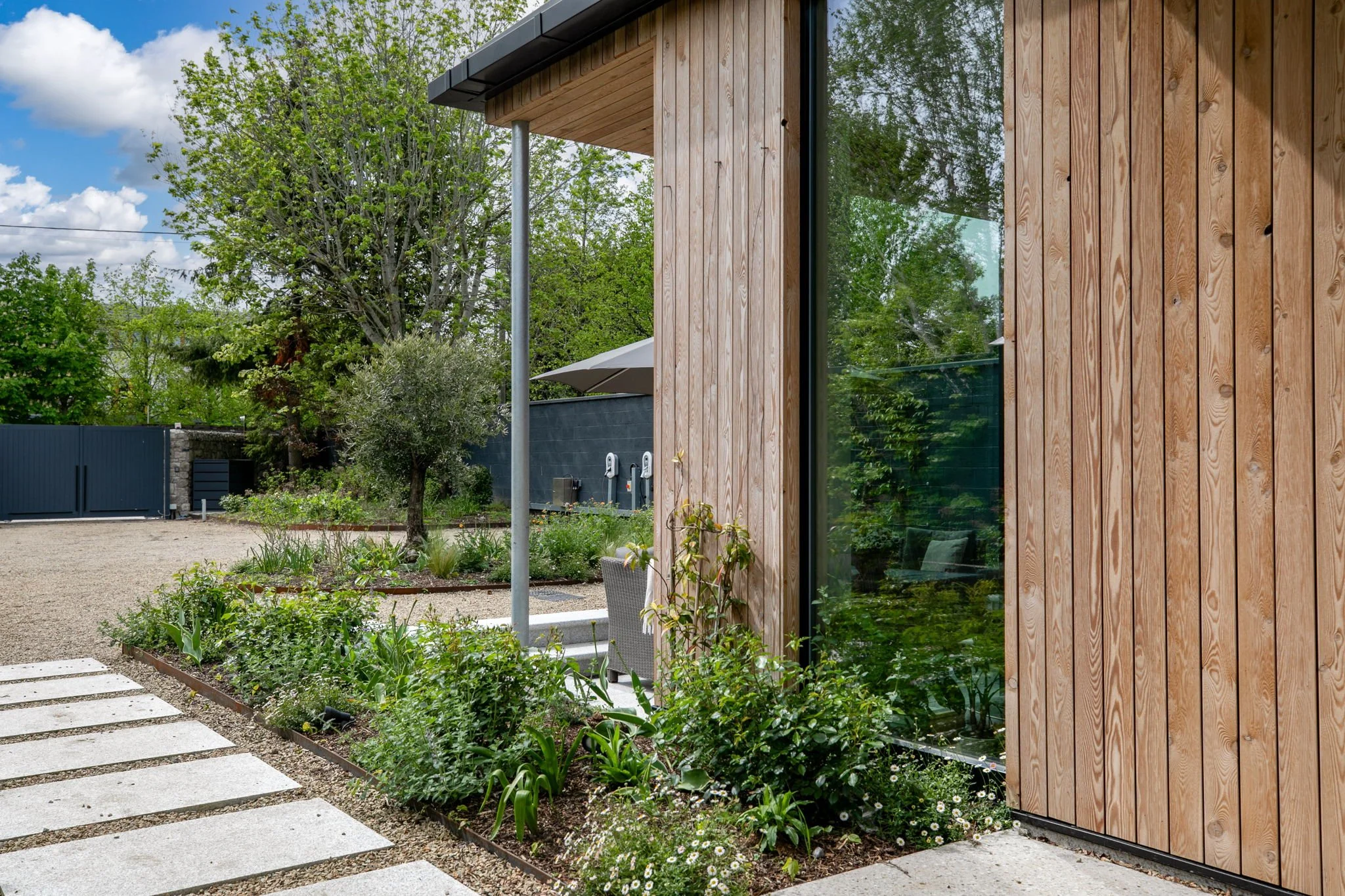 6-web-or-mls-Sika Externals-7.jpg