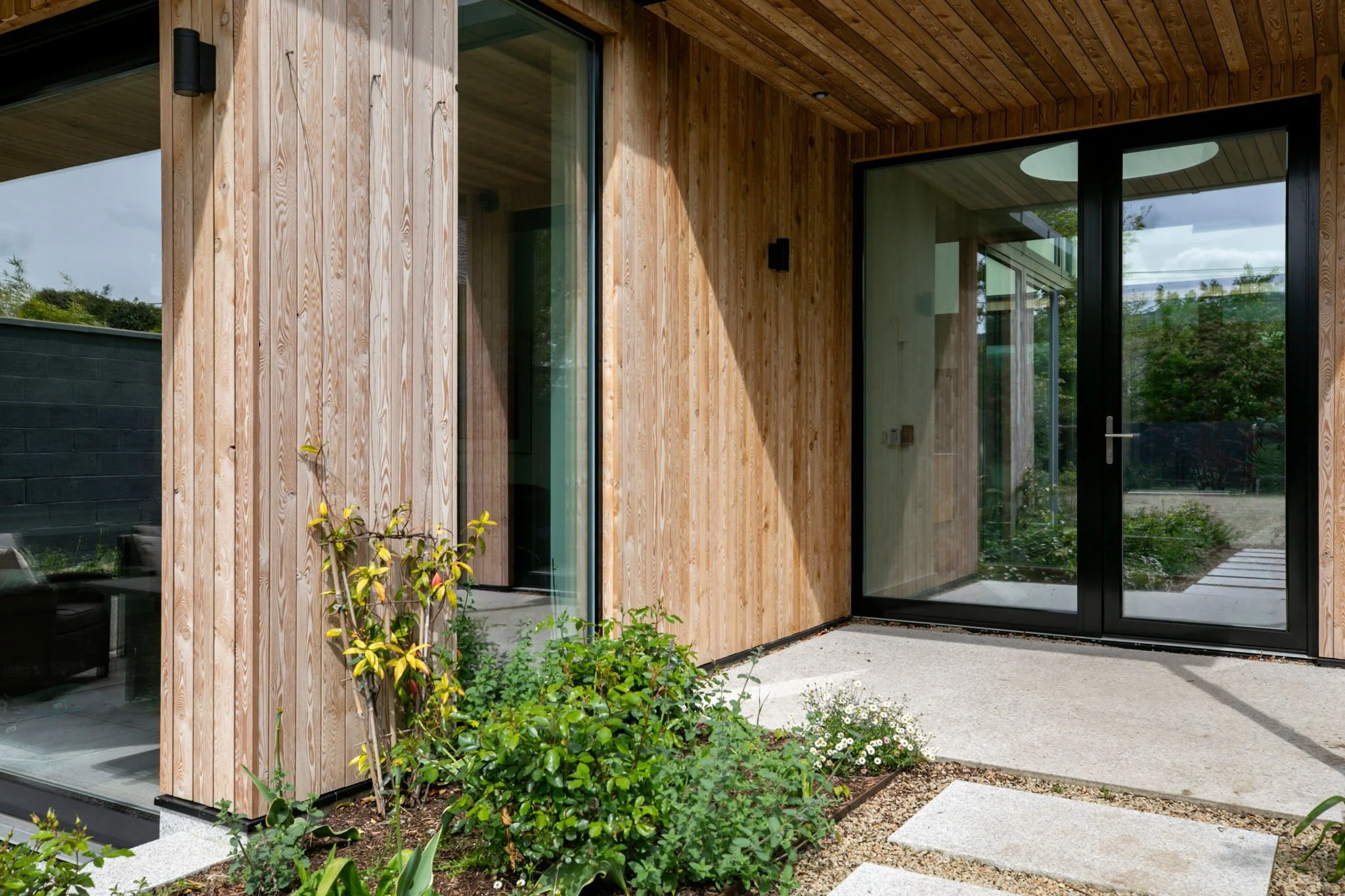 10-web-or-mls-Sika Externals-5.jpg