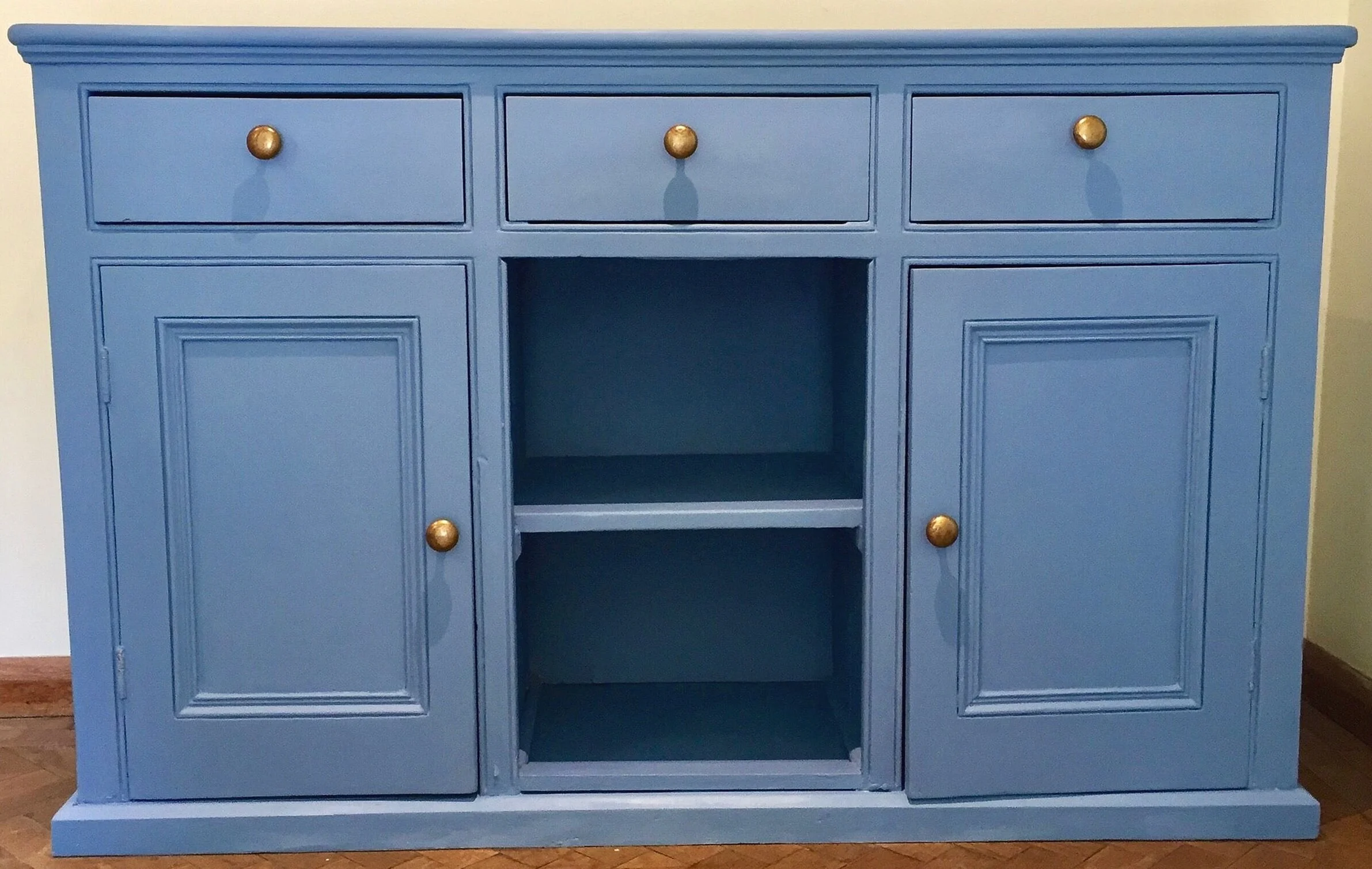 Dresser in Lodsworth, West Sussex