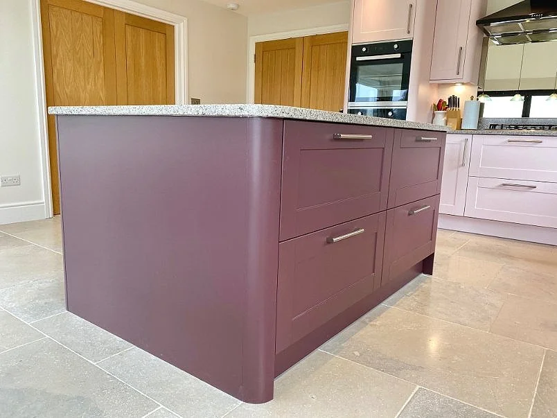 Beautiful complementary colour of the Farnham kitchen island by hand-painting