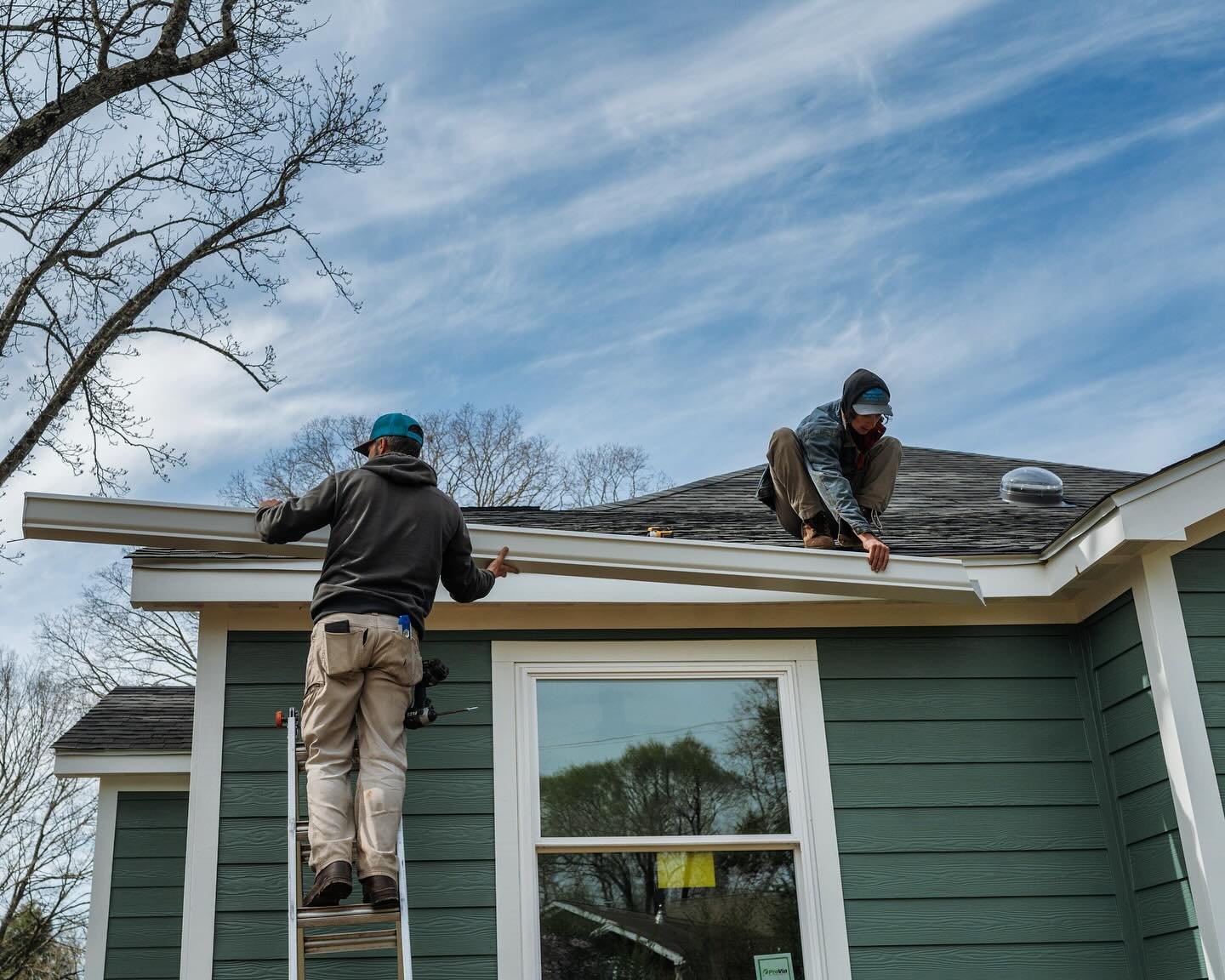 When you work as a team, you win as a team. We love our team and we&rsquo;d love to be a part of yours!

www.bluemountaingutterco.com

(828)390-0243

#gutters #team #teamwork #teamworkmakesthedreamwork #local #localbusiness #familybusiness #asheville