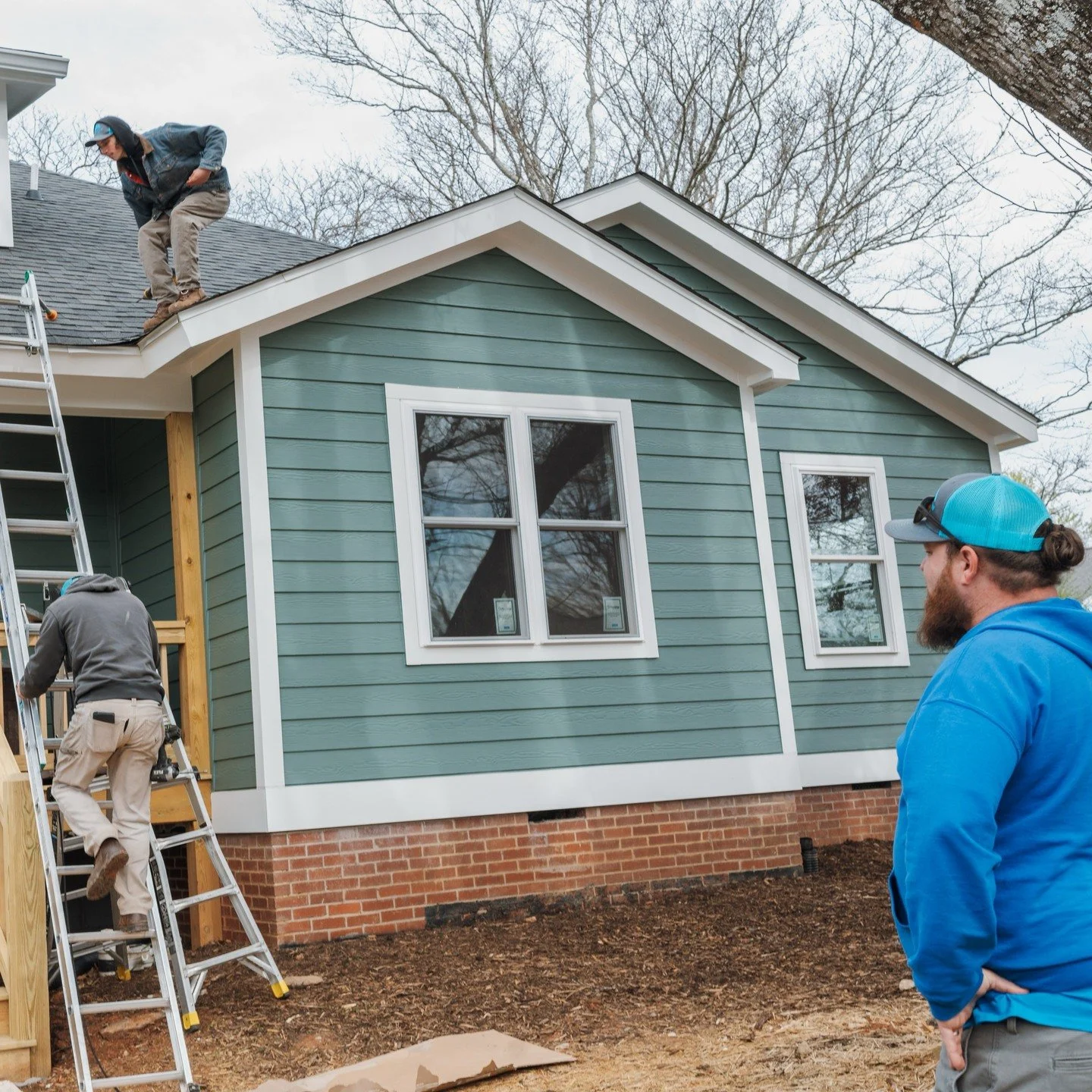 When you want it done right, remember to call the right team!

Backed by a 3 year workmanship warranty, best in Asheville!

www.bluemountaingutterco.com

(828)390-0243