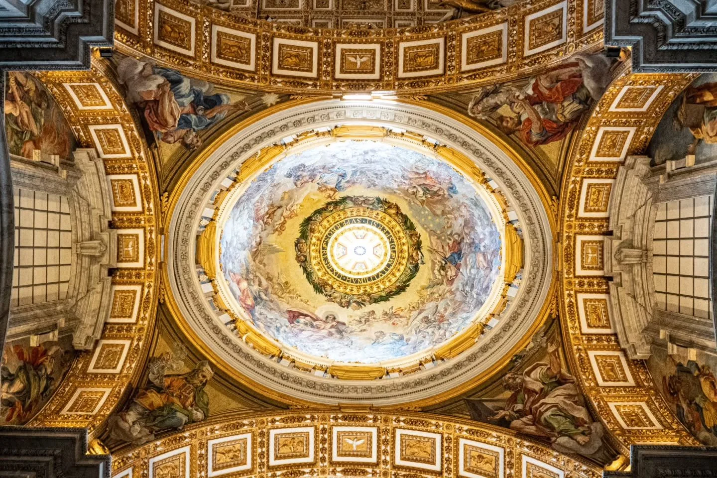 A few shots of St. Peter's Basilica inside and out