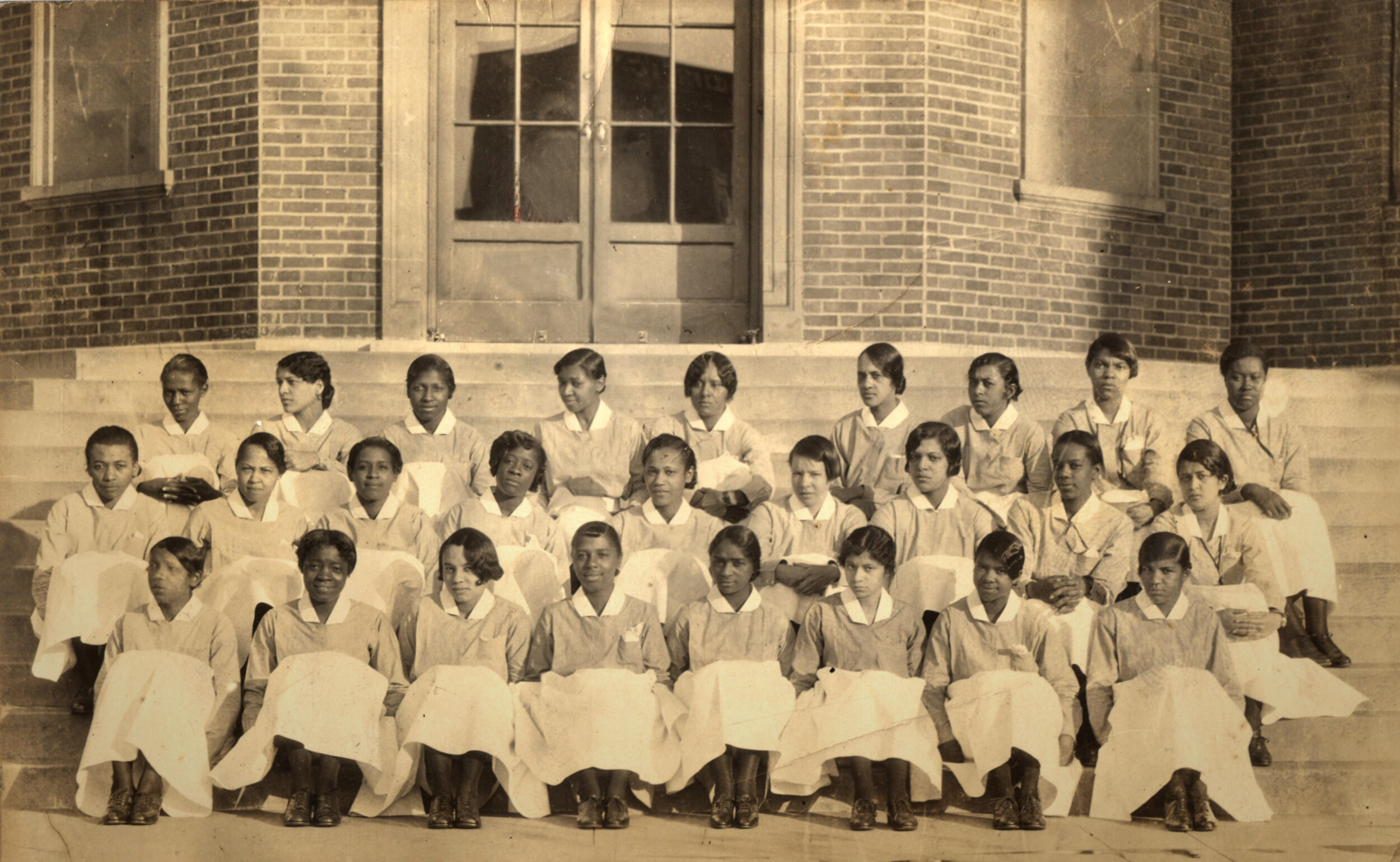 Group portrait of Lincoln School nurses, circa 1930. Courtesy of the  U.S. National Library of Medicine, Digital Collections . 