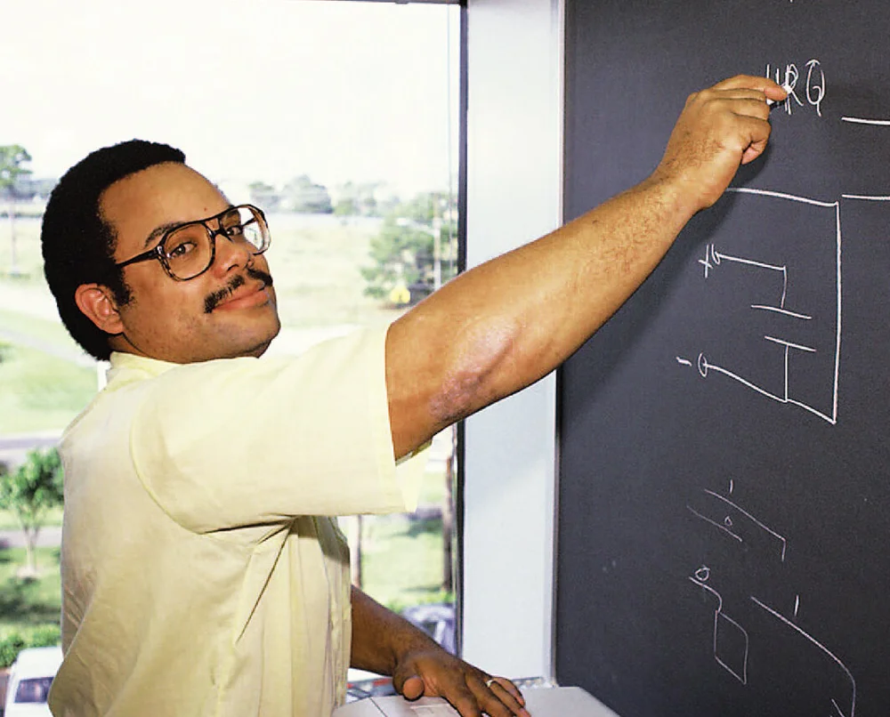 Mark Dean: The Groundbreaking Inventor and Computer Engineer — Unique ...