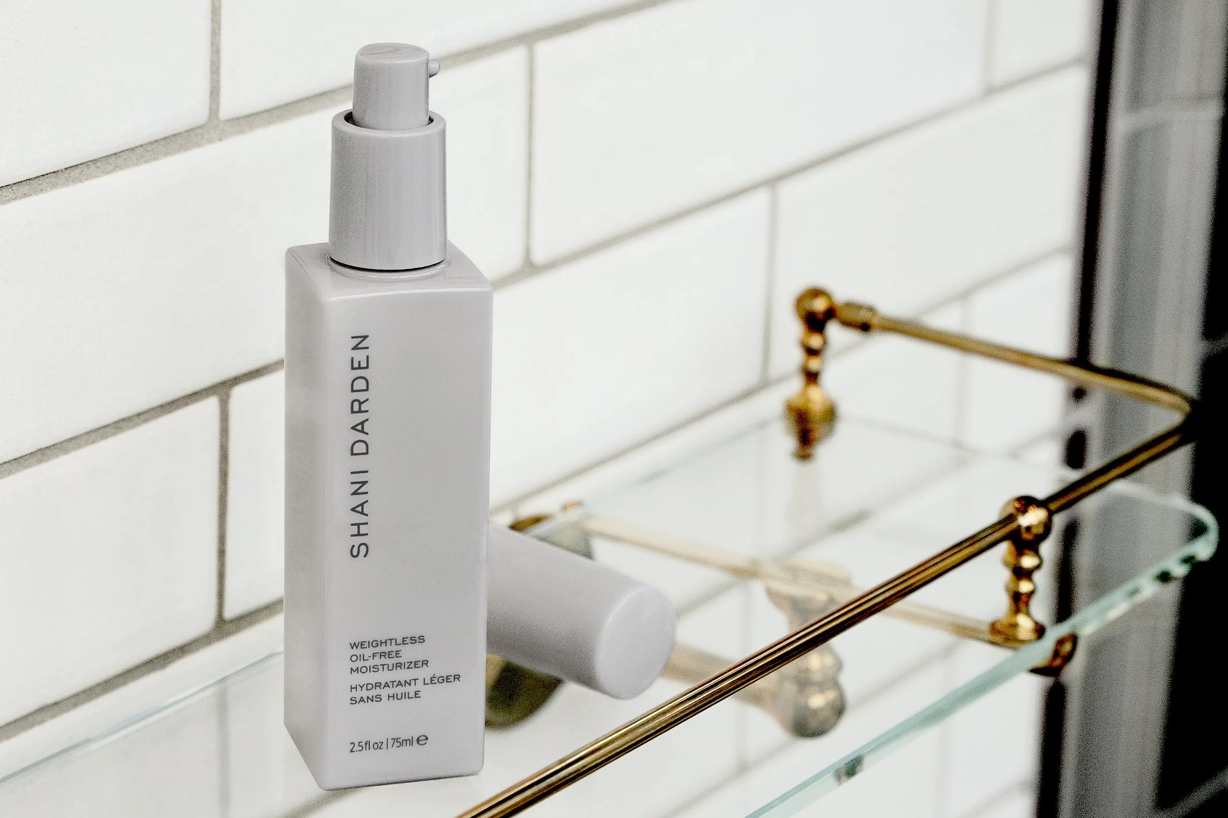 Lifestyle-WW-Moisturizer-Shani-Darden-DSC02983 1.jpg