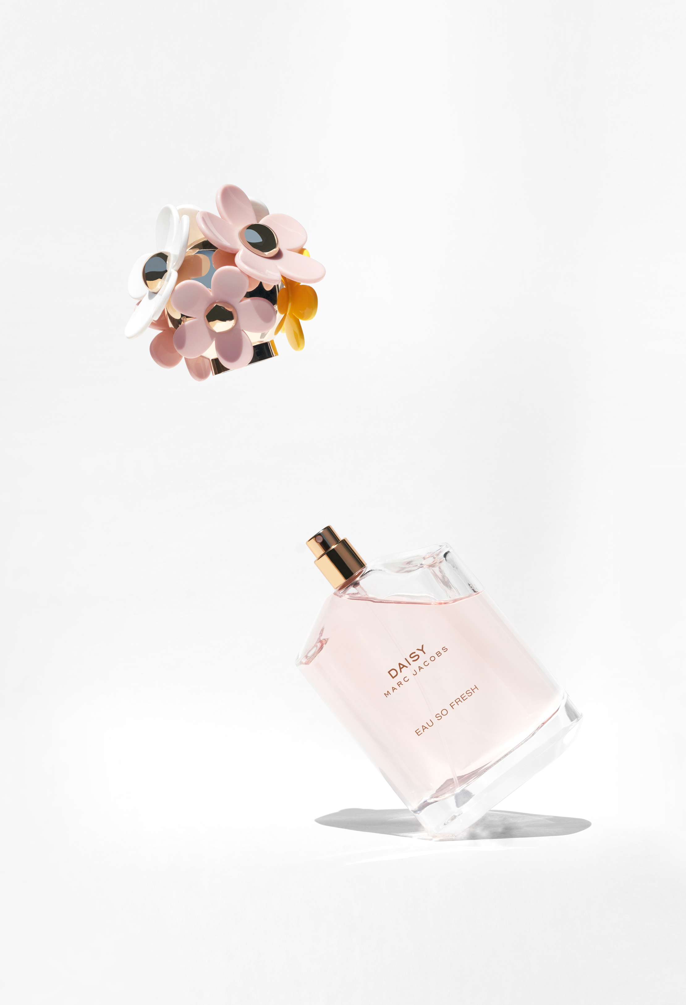 Marc-Jacobs-Daisy-2.png
