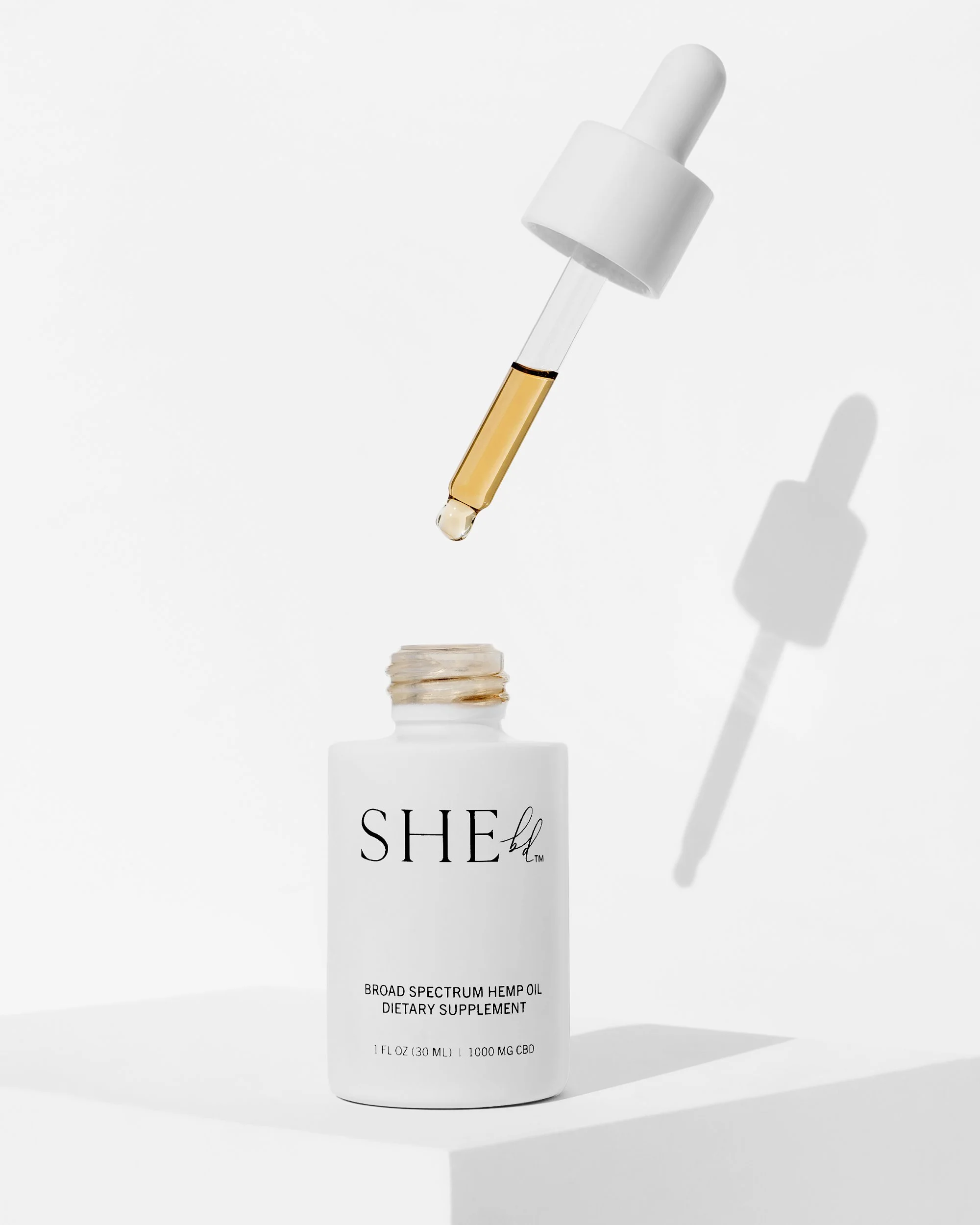 Hemp-Oil-SHEbd-DSC00989-Editorial-Usage-Rights-Only-Ending-February-13th-2022-Final 1.jpg