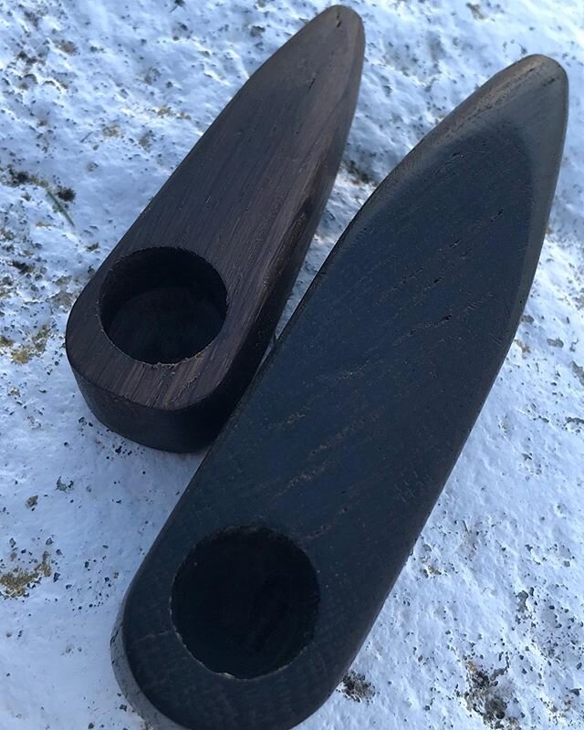 Celtic Bog Pipes☘️ These are hand carved pipe that is made out of bog oak that is thousand of years old 👌 
Please check out our new website to place an order 👍🏽
www.celticbogpipes.com 😁

The Pipes

The Celtic Bog Pipe is around 4 inches and is ha