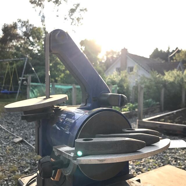 A beautiful evening for making pipes👌 
Please check out our new website 
www.celticbogpipes.com 😁

#theonlypipethatmatters #handmade
#weed #cannabis #cannabiscommunity #weedporn #marijuana #thc #cbd #weedstagram #stoner #cannabisculture #ganja #hig