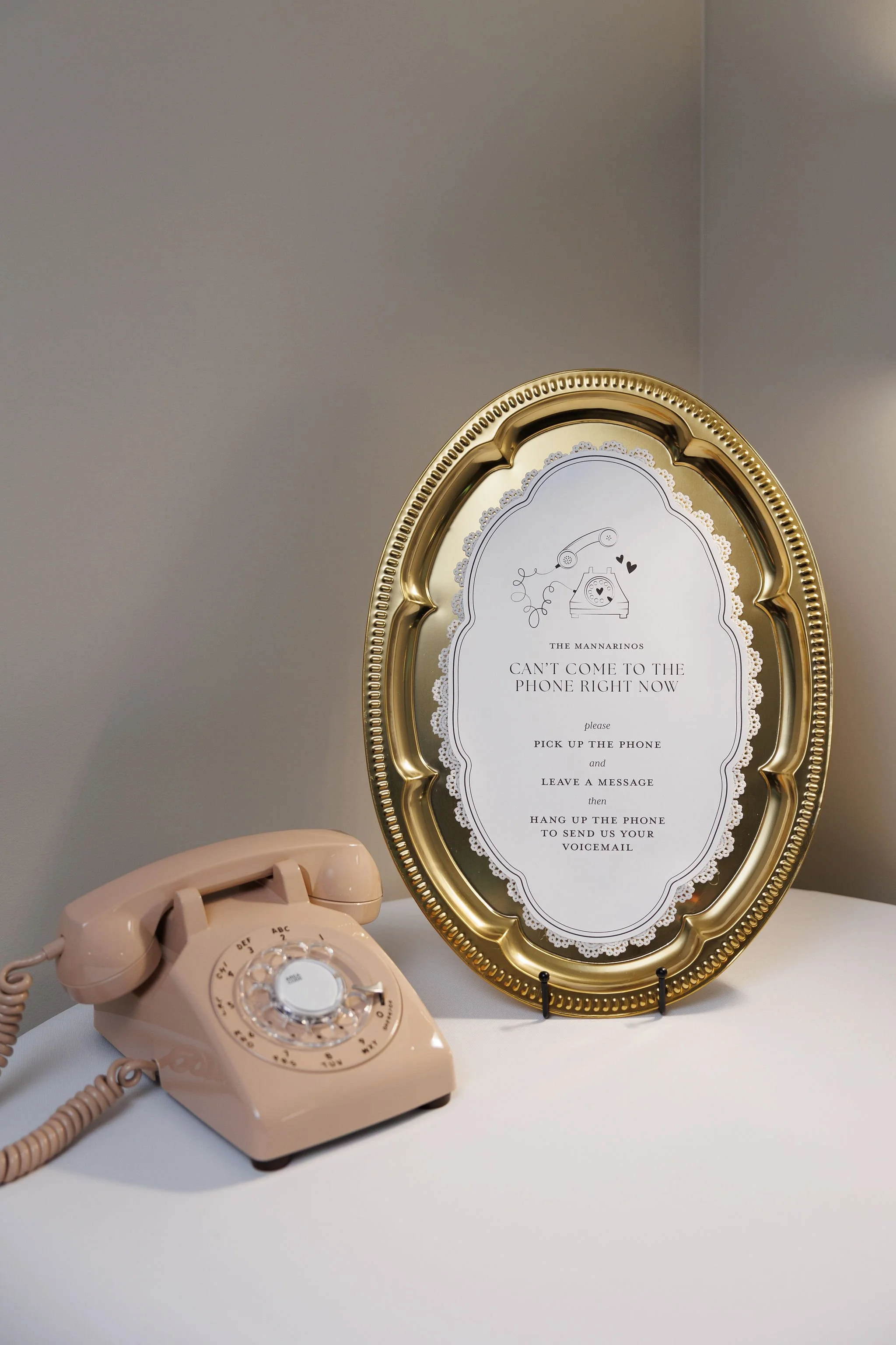 samantha-illustrated_mannarino-wedding_voicemail-guestbook-2.jpg