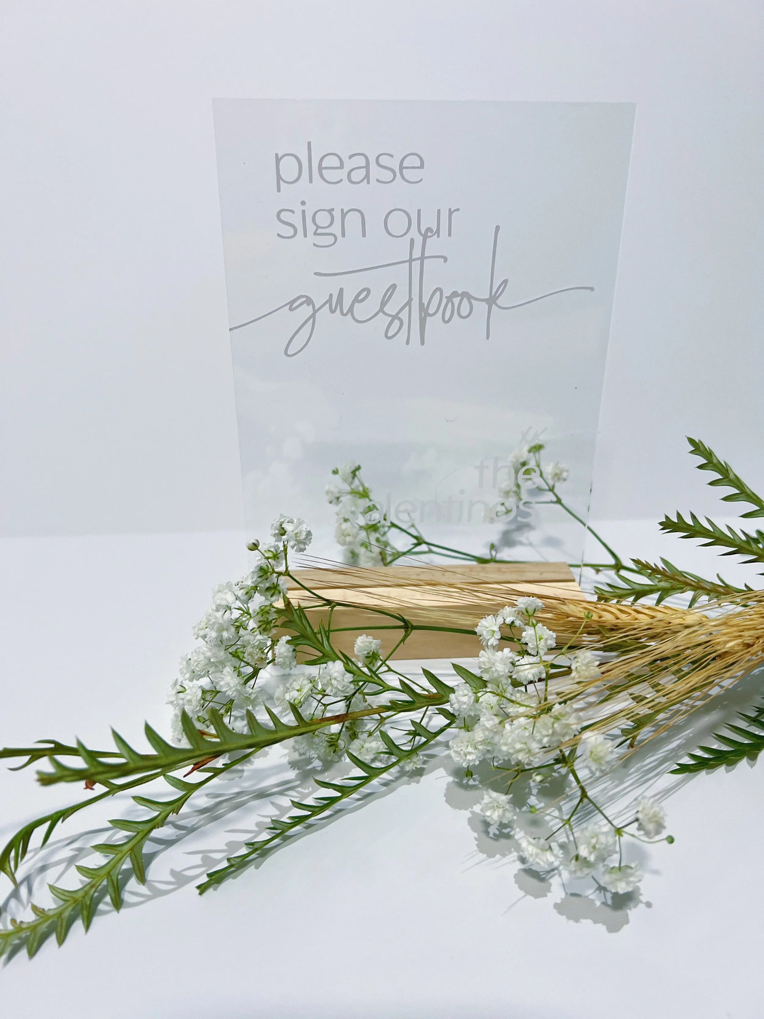 samantha-illustrated_hoover-wedding_signage-1.jpeg