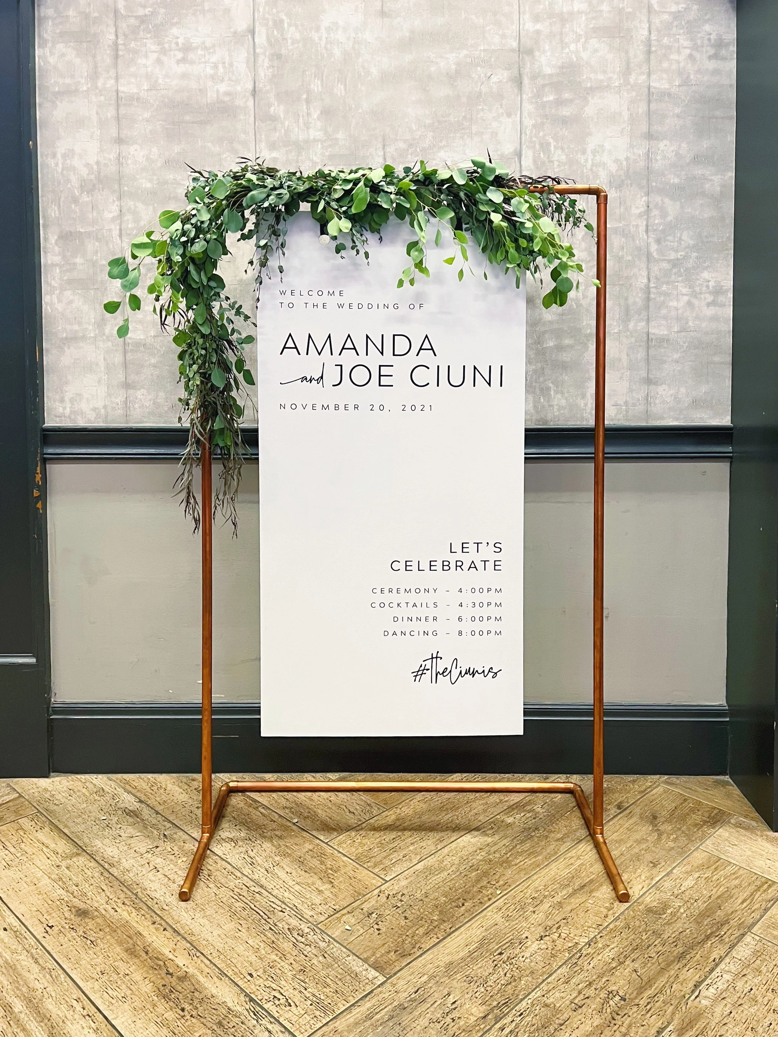 samantha-illustrated_ciuni-wedding_welcome-sign.jpeg