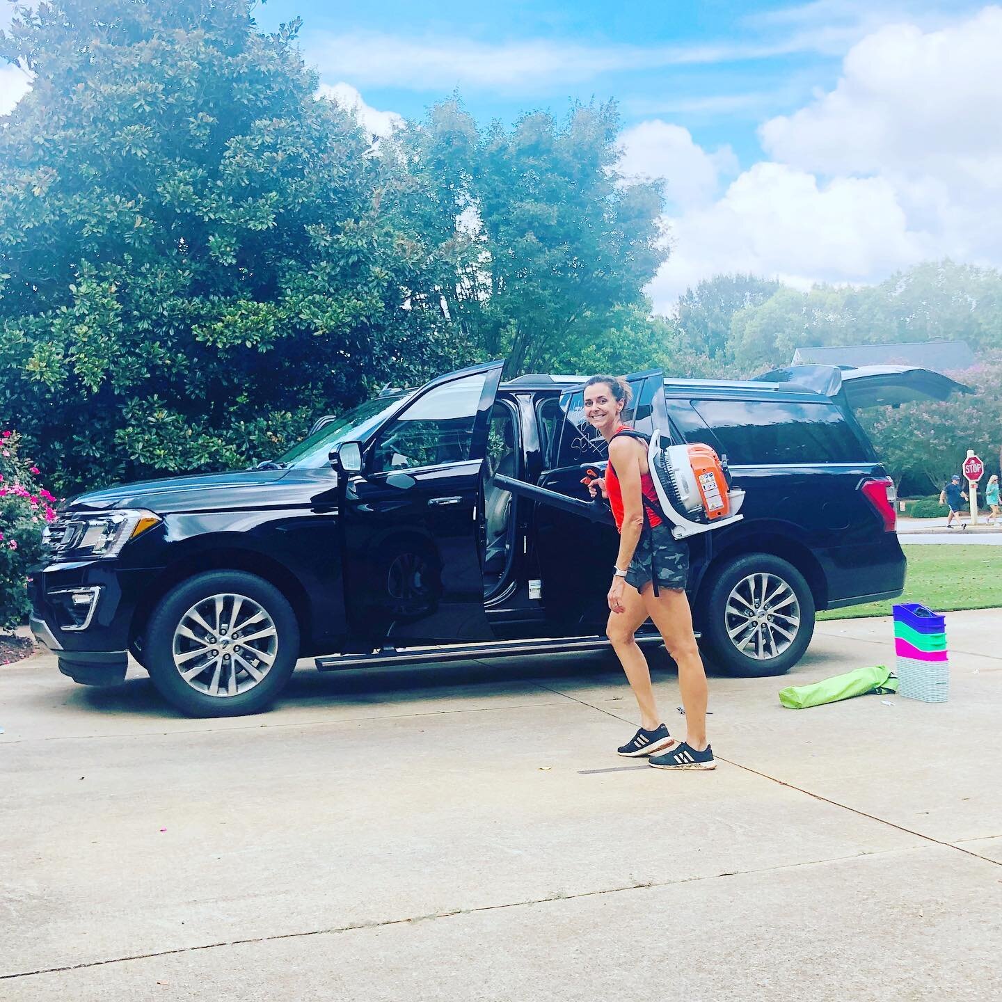 Anybody else clean their car out with a backpack blower?! Just me?!?

Seriously one of my more brilliant mom hacks 😂.

Who has tried this?

Who is going to try it 😂

.
.
.
.
#lifehack #cleancar #springcleaning #easybutton #momhack #cleaningtips #or