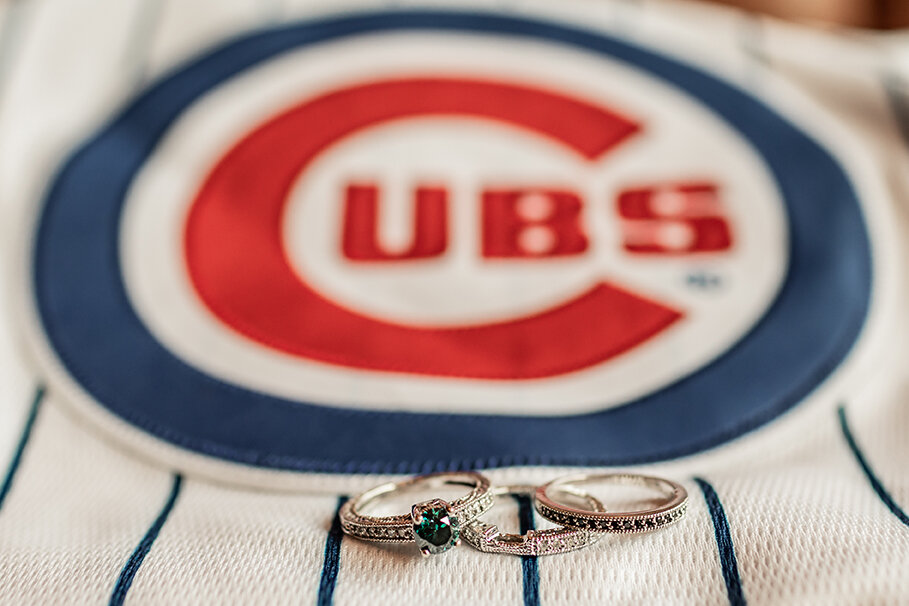 chicago-elopement-georgia-wedding-photographer-cubs-baseball