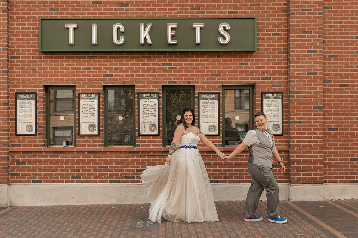 chicago-elopement-georgia-wedding-photographer-cubs-baseball