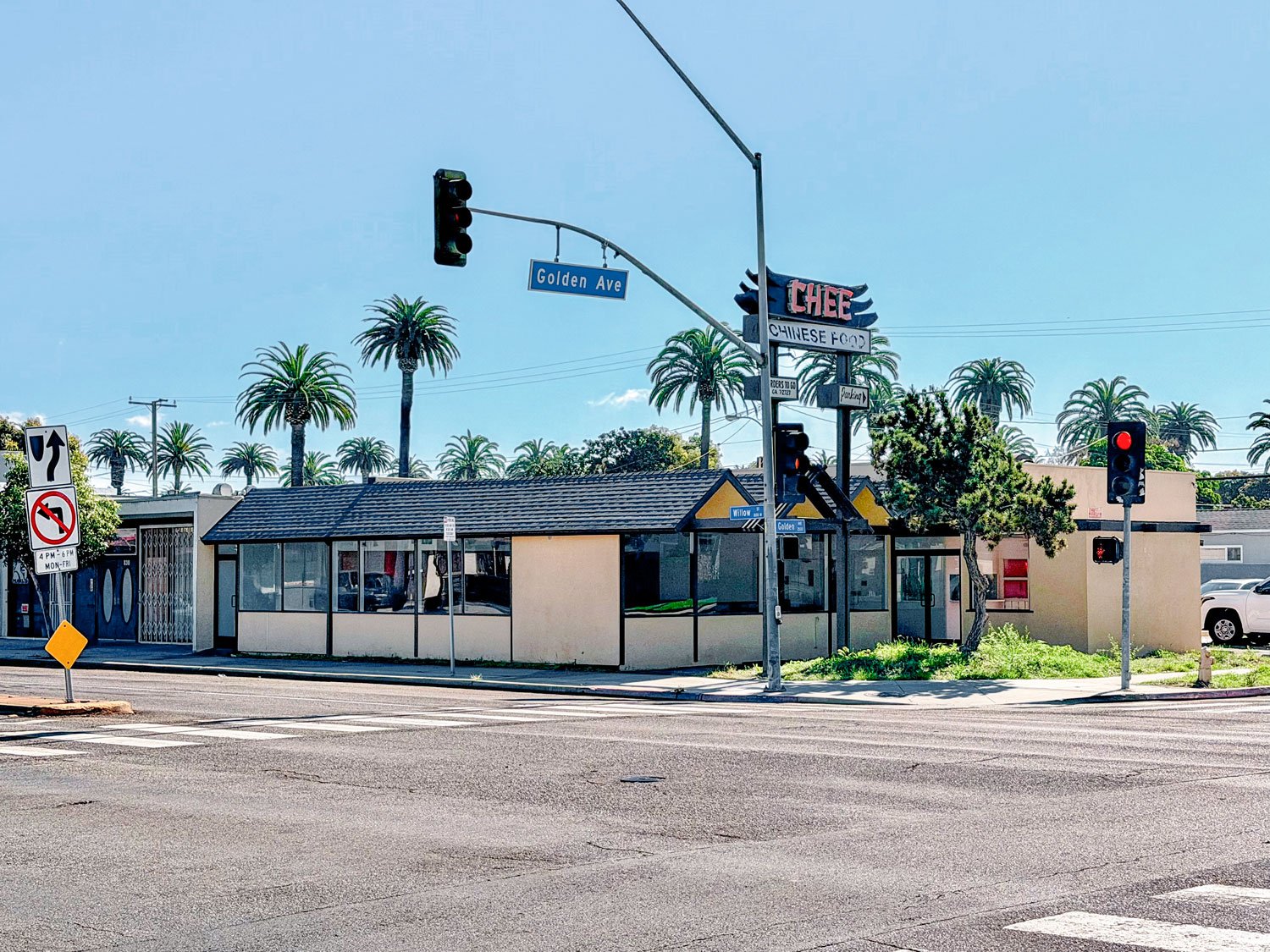 Former Full Service Restaurant For Lease