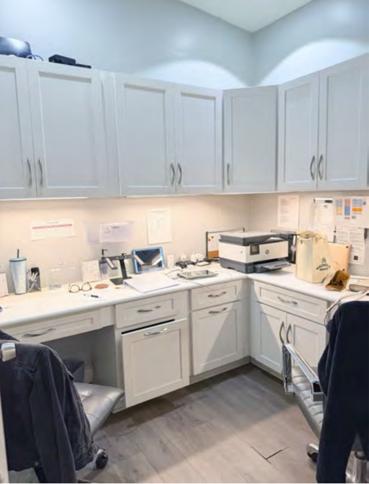 Skin Savvy 49-2A Pier Ave - Office.png