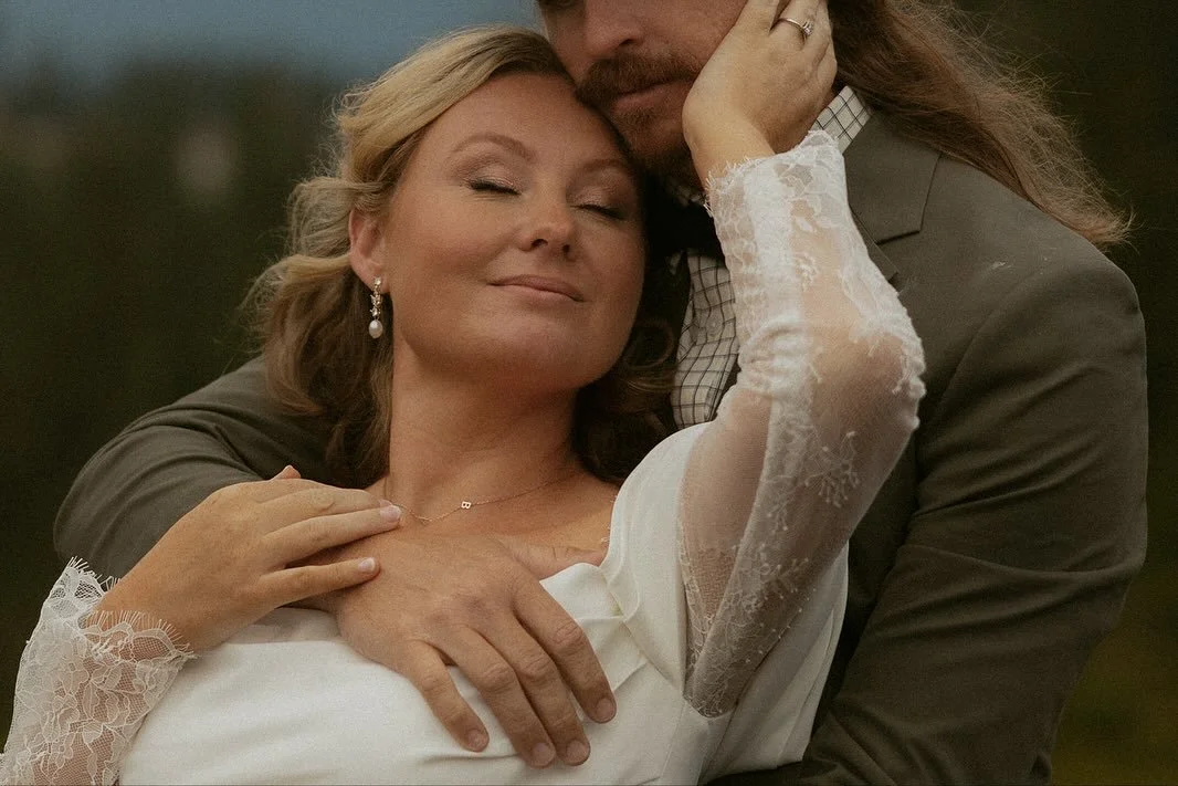 Nicole and Ryan Mt Baker Wilderness, Summer 2025
One of the absolute sweetest families I&rsquo;ve had the pleasure of working with! From the moment we arrived to their Airbnb they lent us a hand to get all of our gear loaded up stairs. This little fa