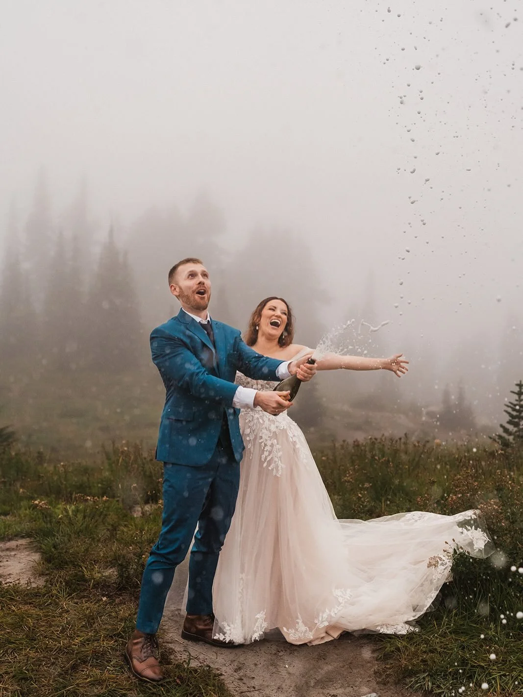Talia + Noah! Mt Rainier National Park, late summer 2025
Mt Rainier, she was a challenge this year! but friends, did she give in return 🗻
From road closures, seasonal&nbsp;fires and&nbsp;unforeseen&nbsp;weather and then a big ole government shutdown