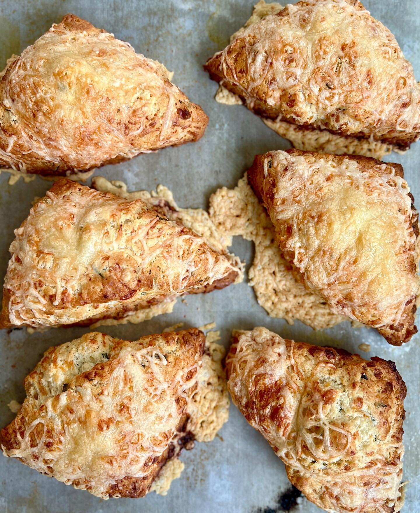 We made Butterk&auml;se Cheese &amp; Rosemary scones that are on special this weekend, and they are definitely worth the trip in rainy weather. 

Open until 4 or until sold out. Fresh challah will be out by noon. See you soon! #xoMindy