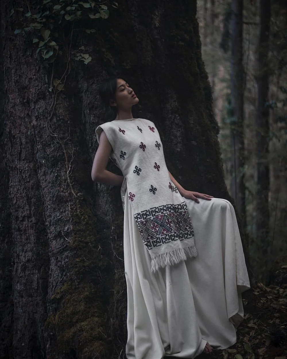 Chimmi forest white.jpg