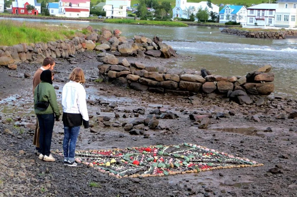 fjoruteppi4_2x.jpg
