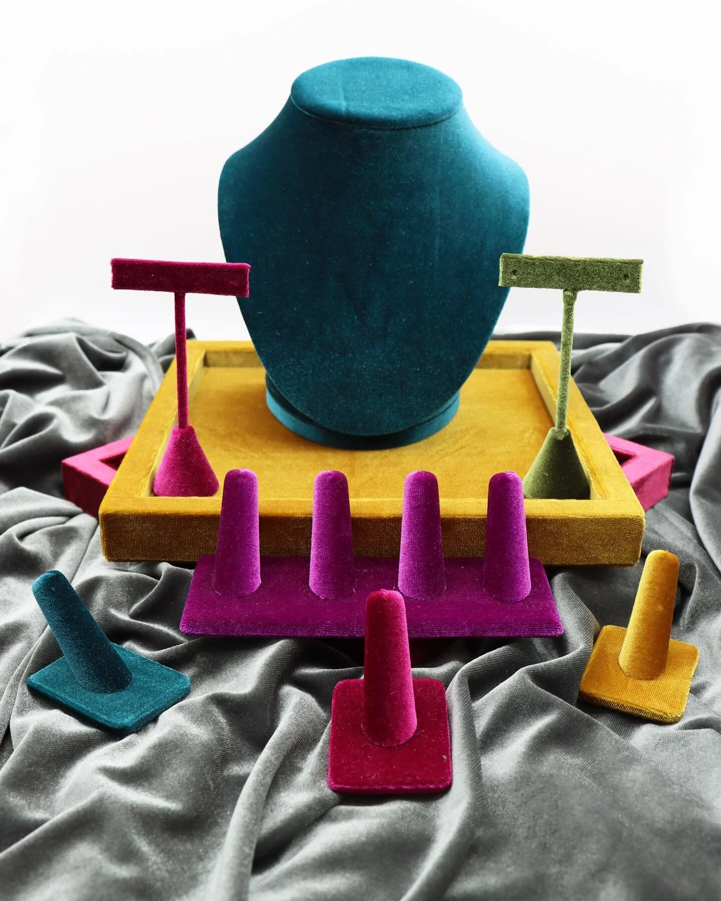 Jewelry Display of New York