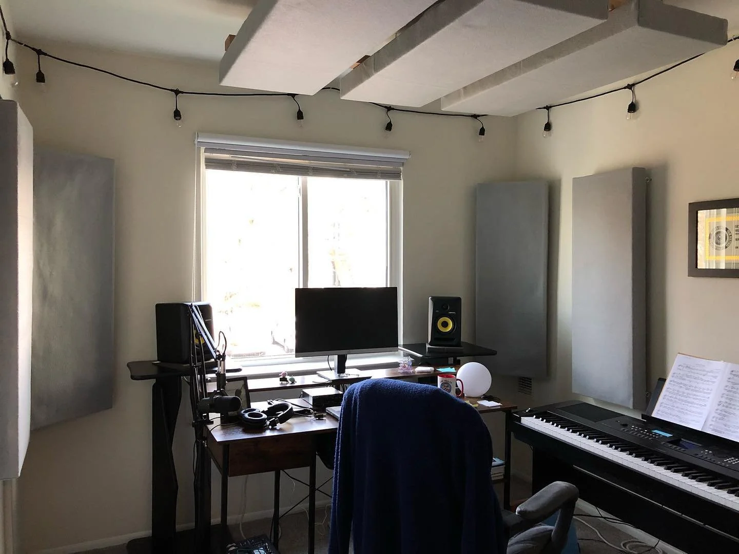 Finally got the new workspace set up 🎶 Swipe through for some progress pics.

Built and hung some acoustic panels to manage some resonances in the room and generally help with noise. Nice little project and learning where to place them was pretty wo